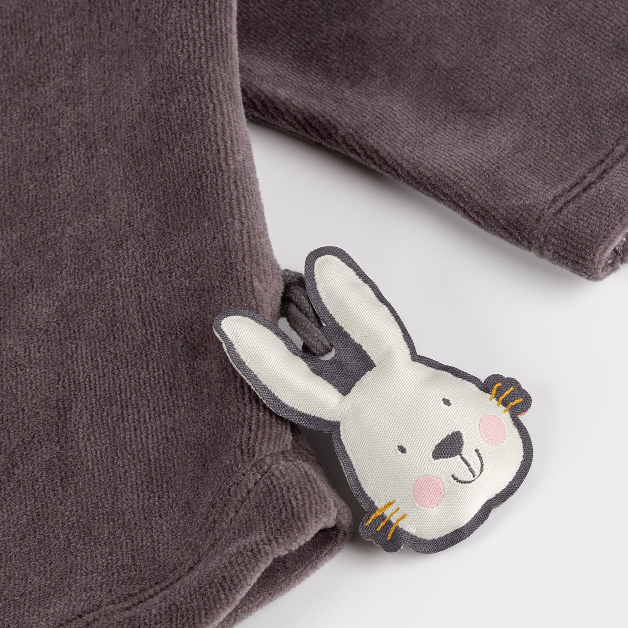 Baby Nicki Velour Langarmshirt Schneehase, dunkelgrau