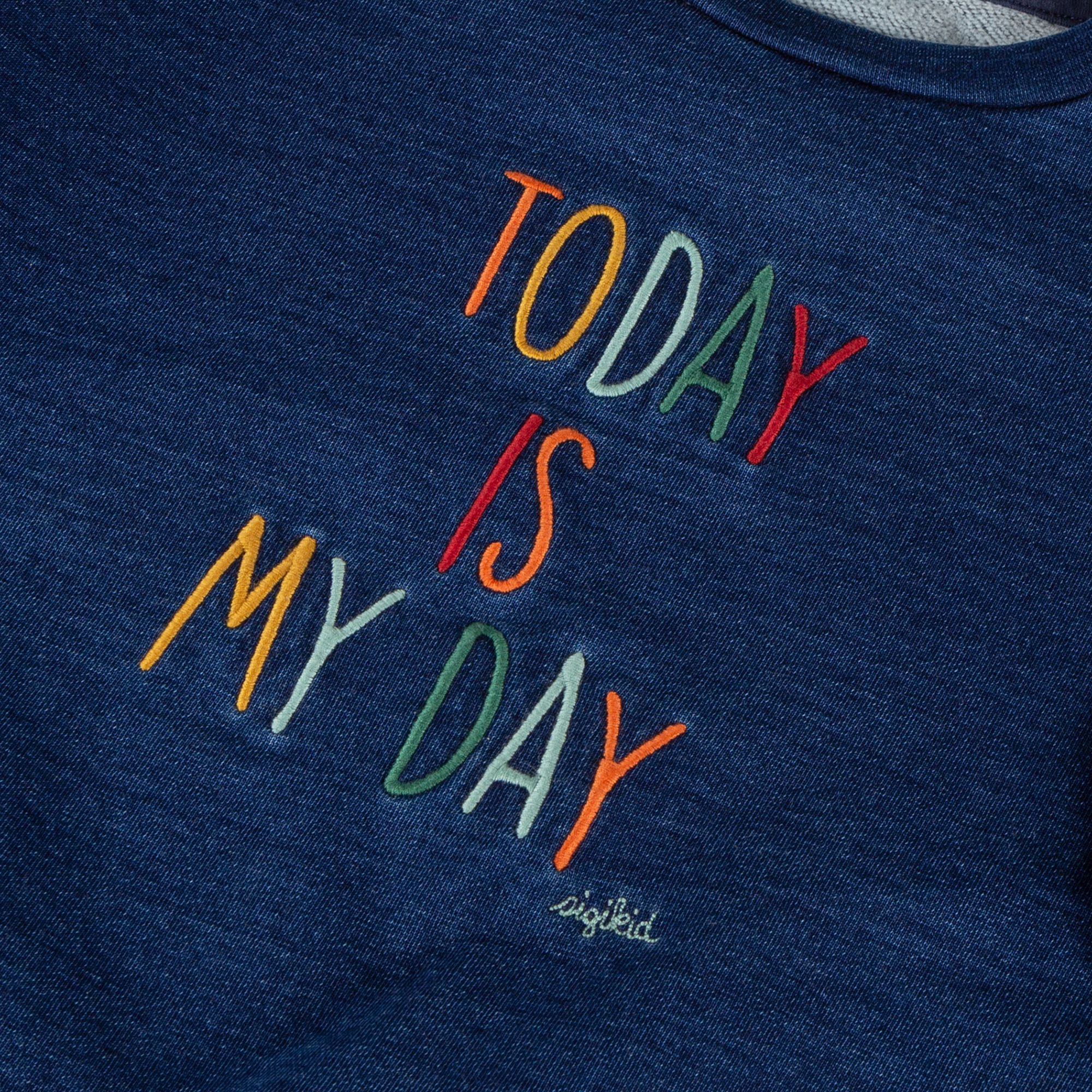 Kinder Oversized Sweatshirt denim Optik bunt bestickt, dunkelblau