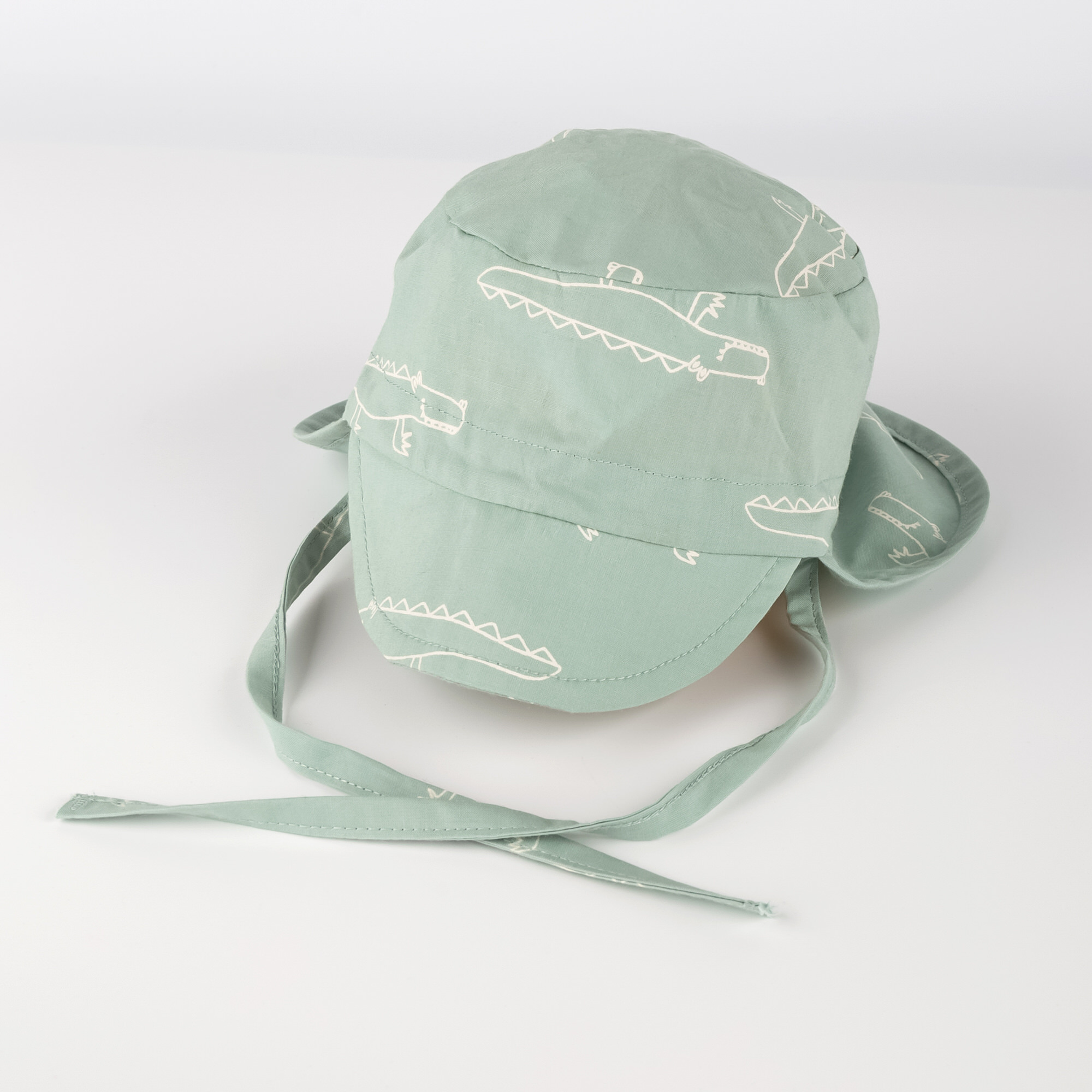 Peaked neck-flap baby sun hat Happy Crocodile Peaked neck-flap baby sun hat Happy Crocodile