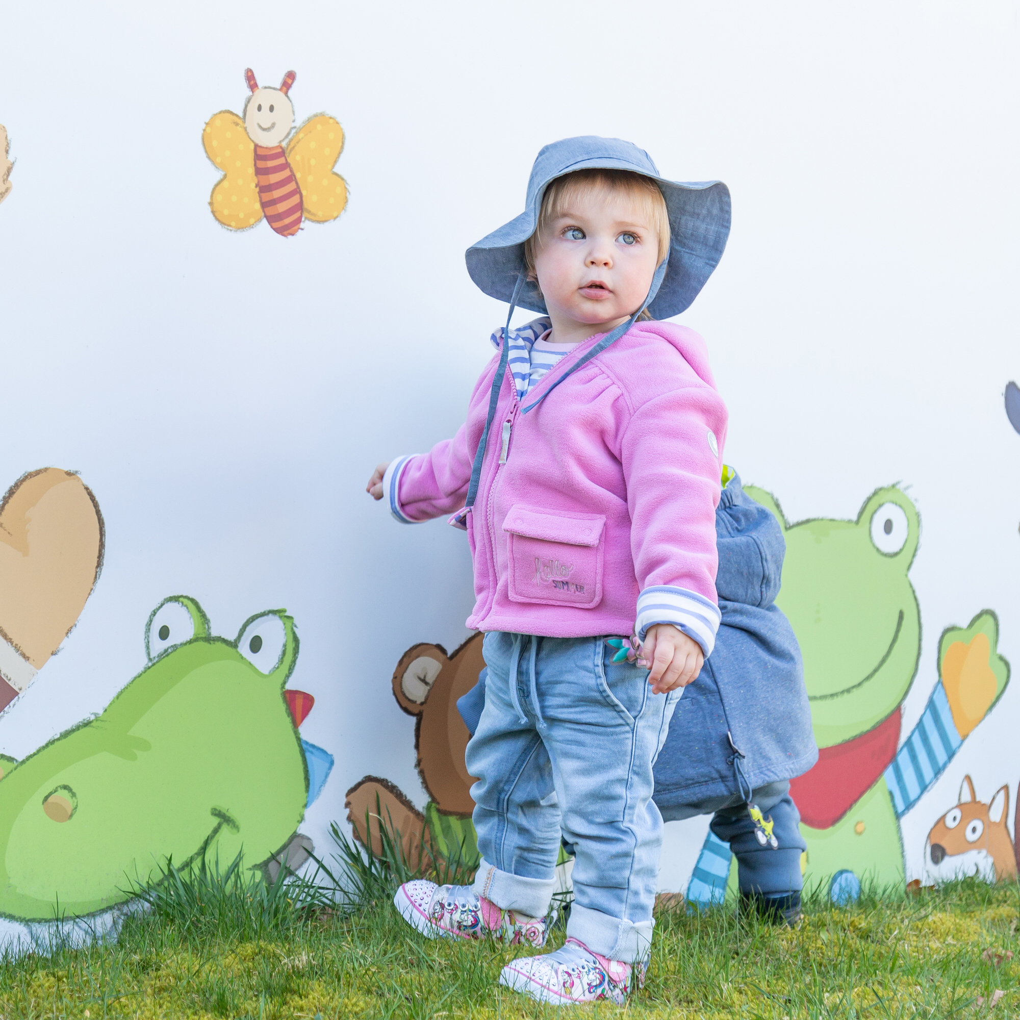 Babyjeans zum Krempeln mit heller Waschung Babyjeans zum Krempeln mit heller Waschung