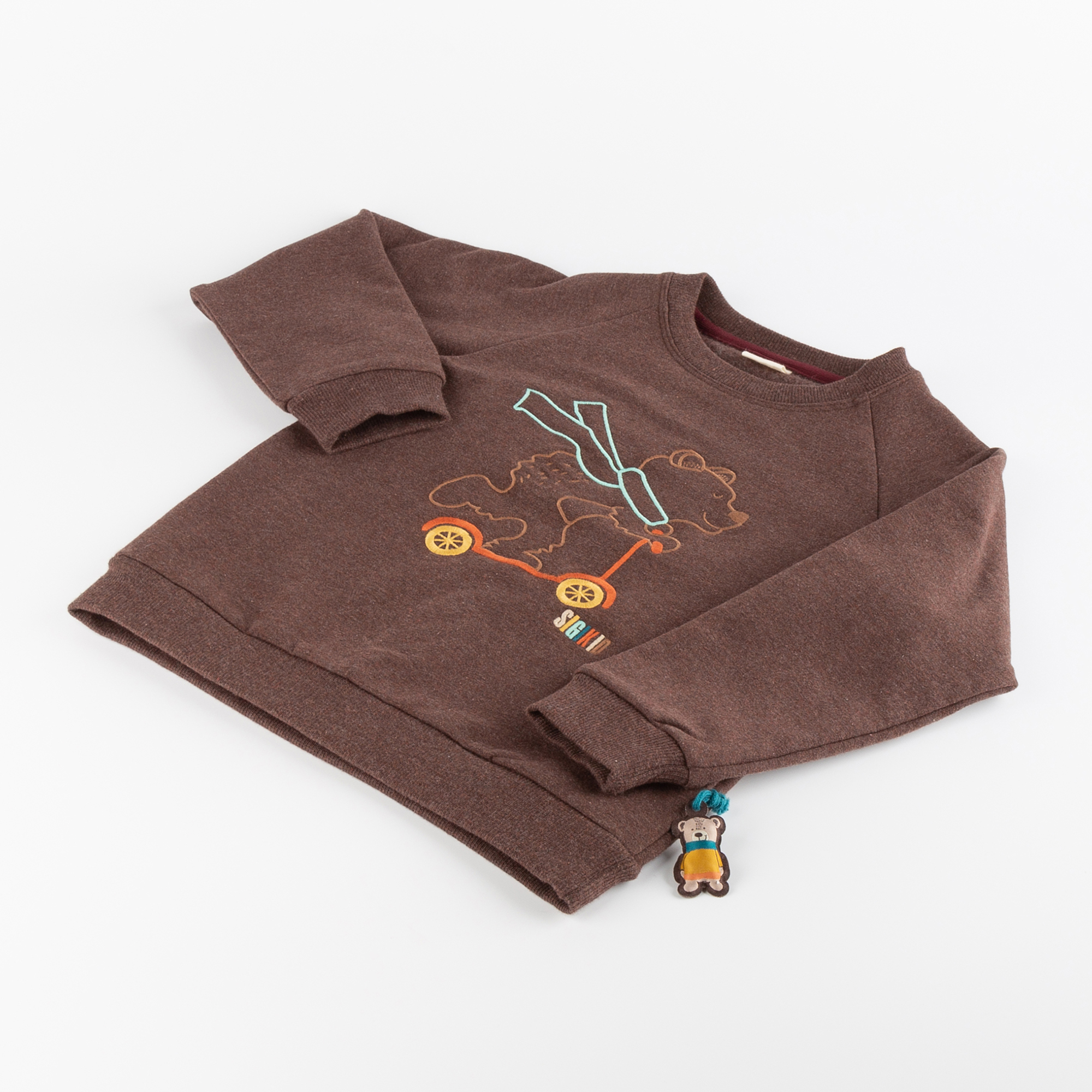 Dark brown children's sweatshirt scooter bear, Winter Animals