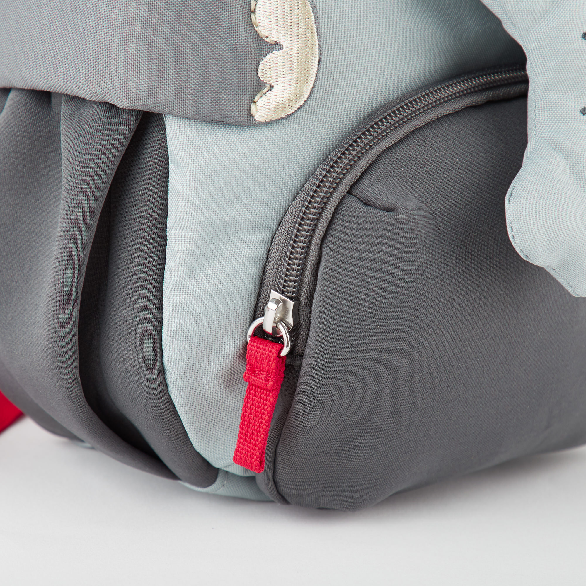 Kindergarden backpack elephant with paws