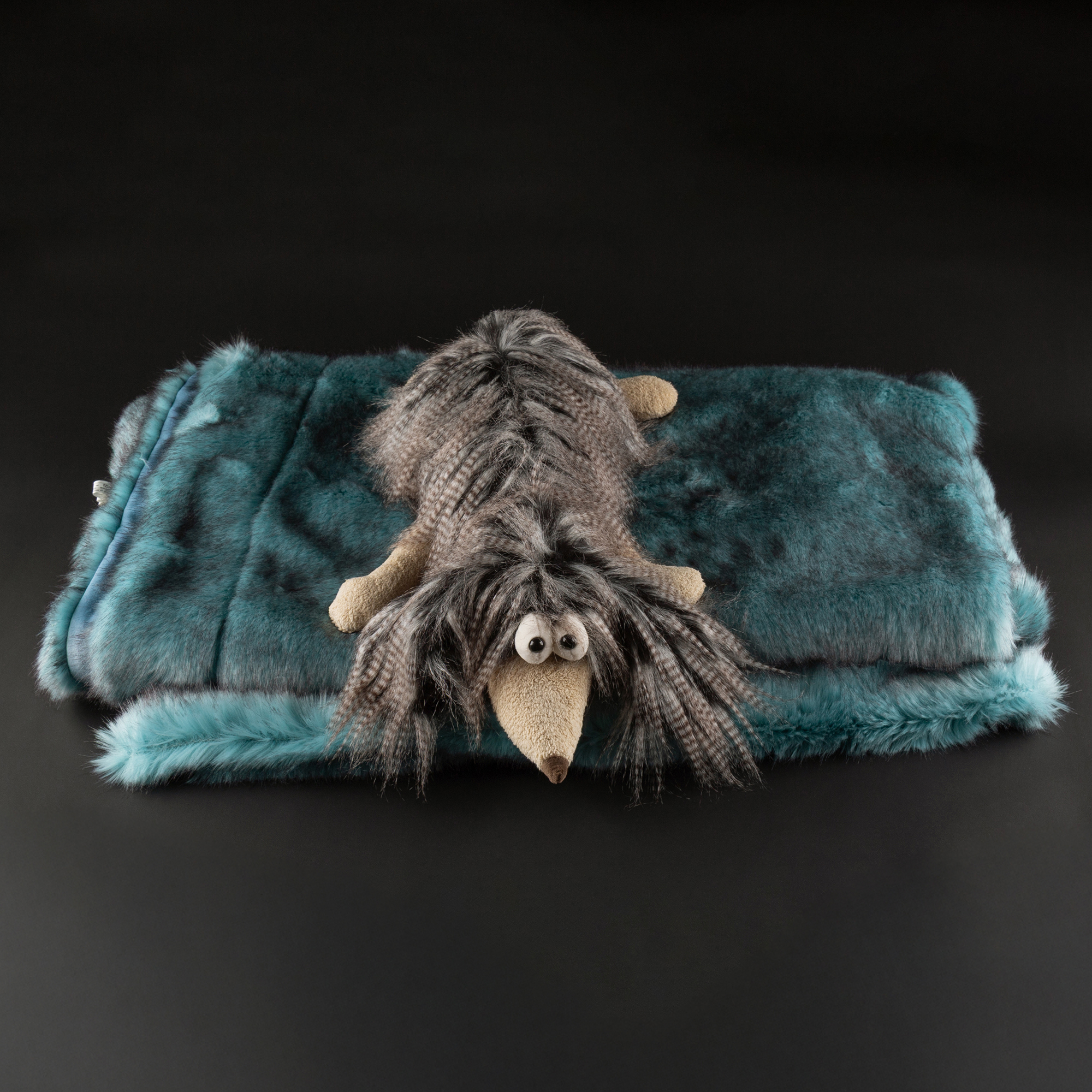 Beasts Plüsch Kuscheldecke, türkisblau