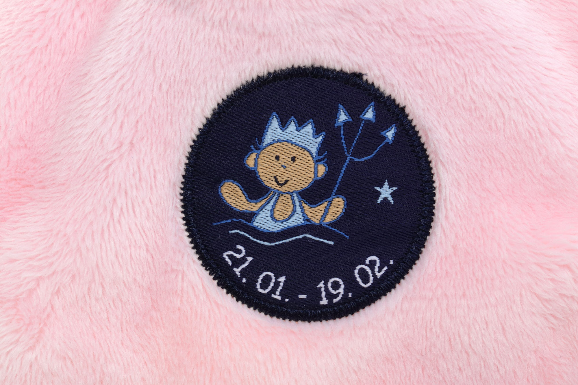 Comforter lamb, zodiac sign Aquarius