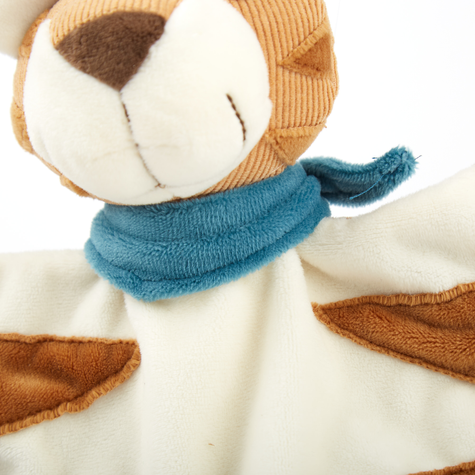 Plush baby lovey tiger, Characters