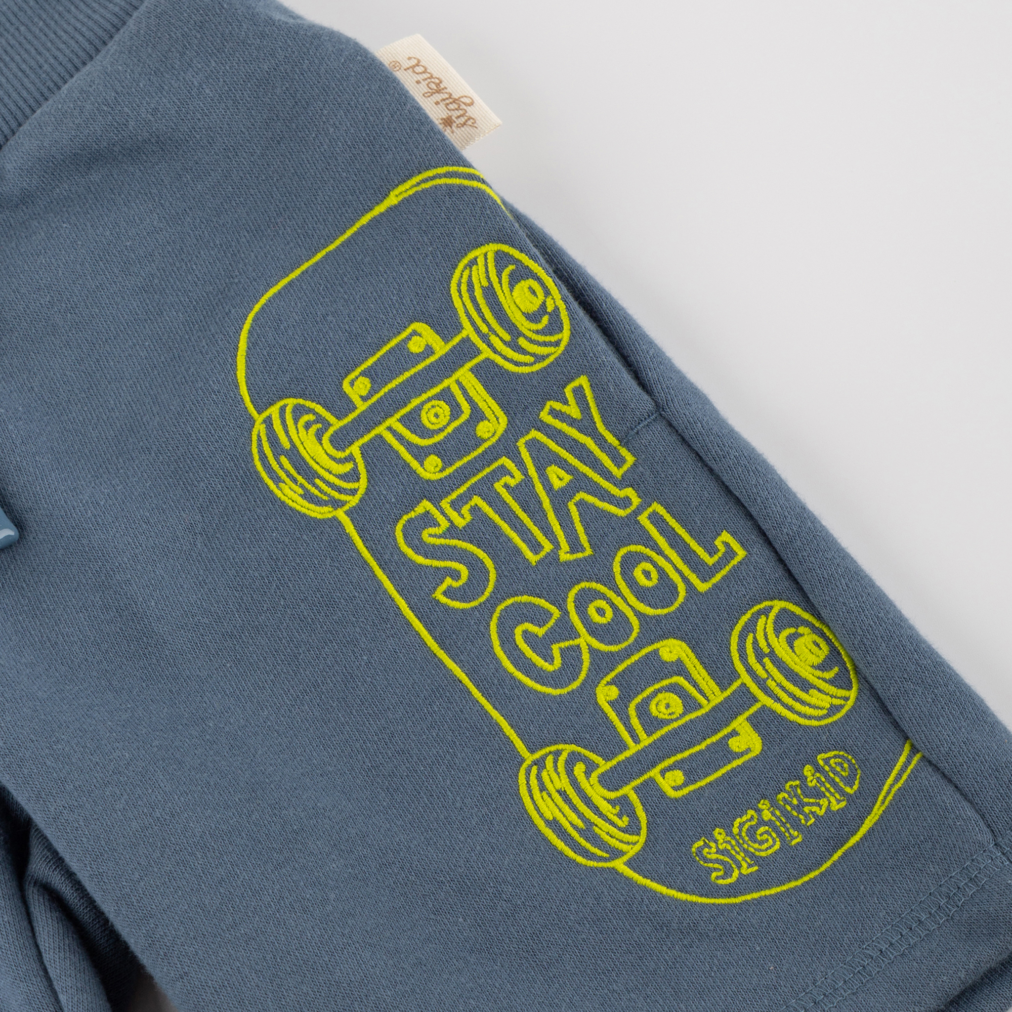 Blaue Kinder Sweatbermuda Sporty Dino, Skateboard Blaue Kinder Sweatbermuda Sporty Dino, Skateboard