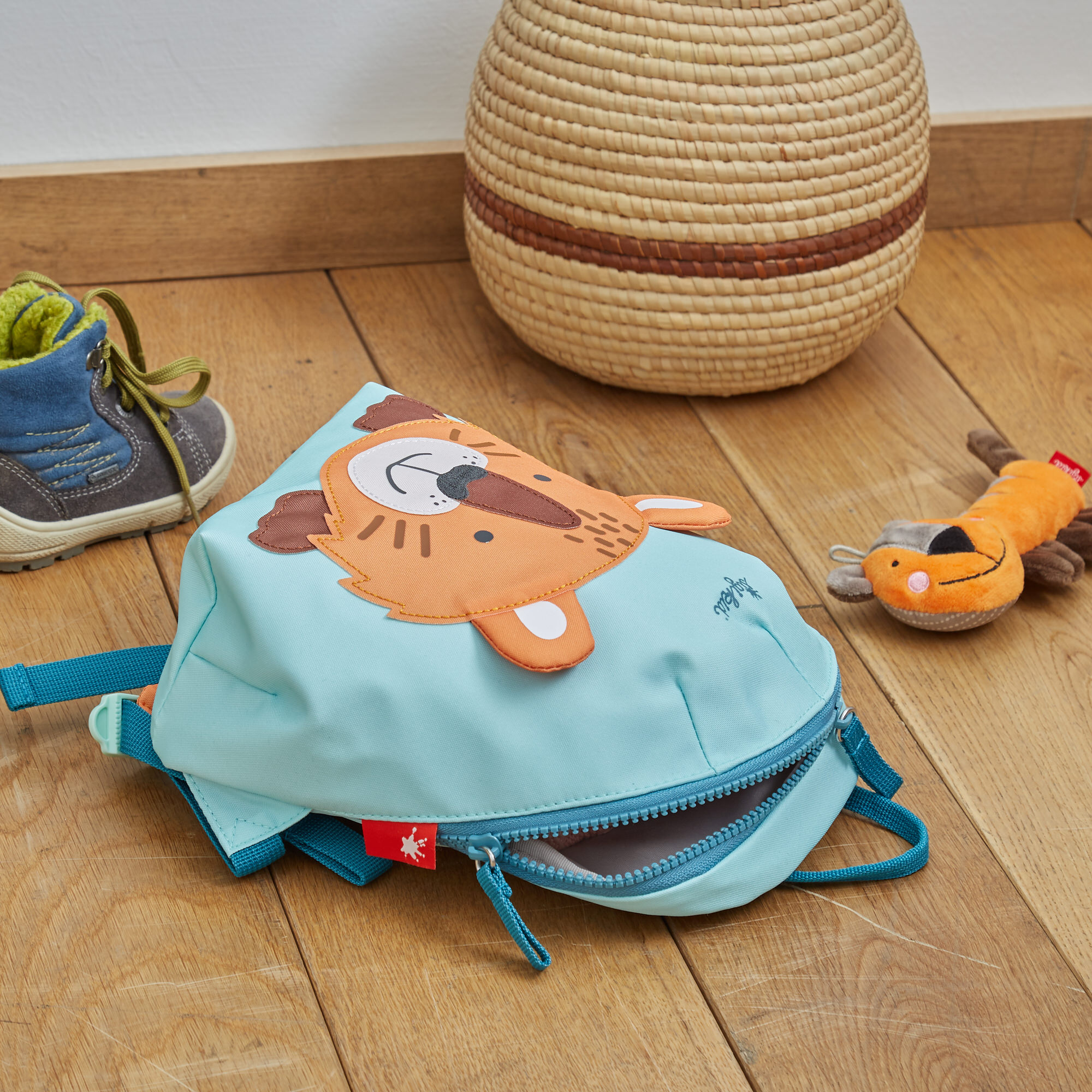 Mini backpack tiger for kindergarten kids