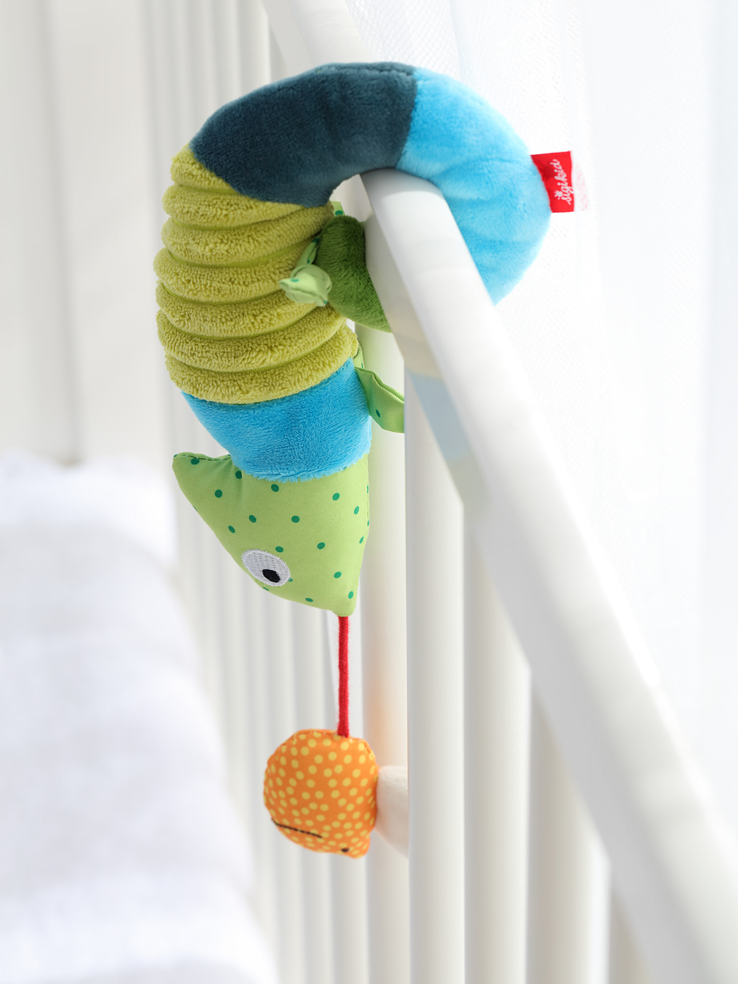 Hanging toy chameleon Hanging toy chameleon