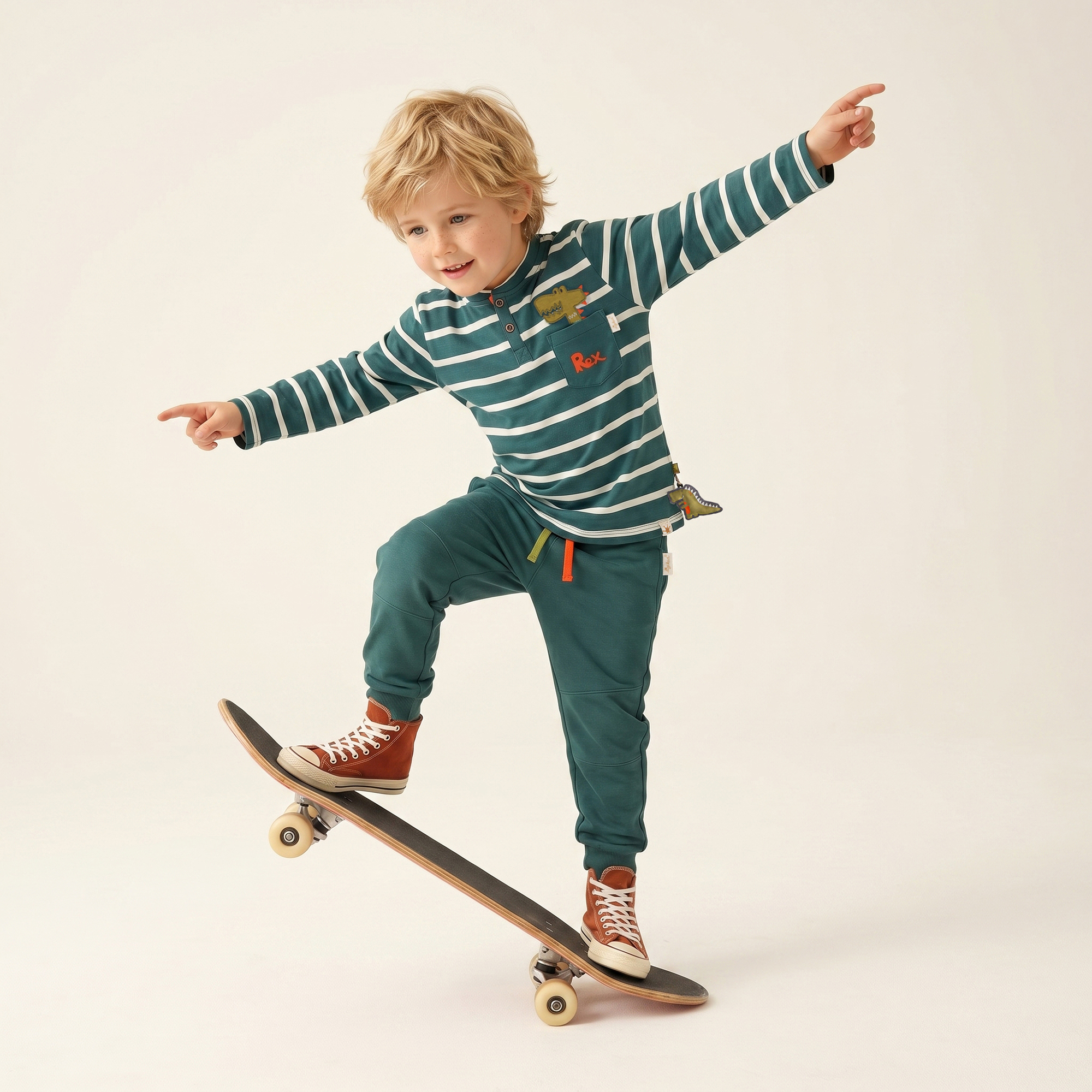 Kinder Henleyshirt mit Brusttasche, Dino Fun