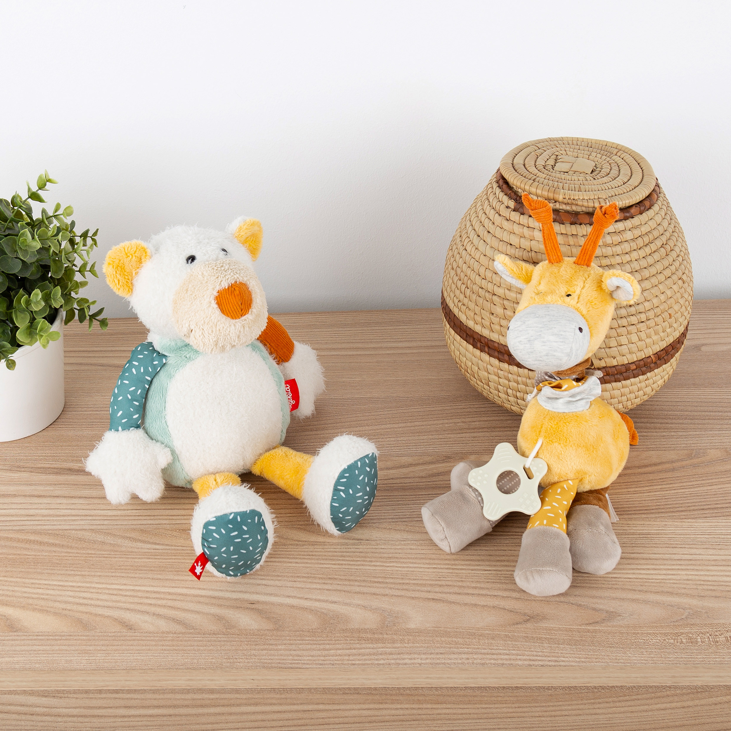 Patchwork plush toy polar bear Patchwork plush toy polar bear