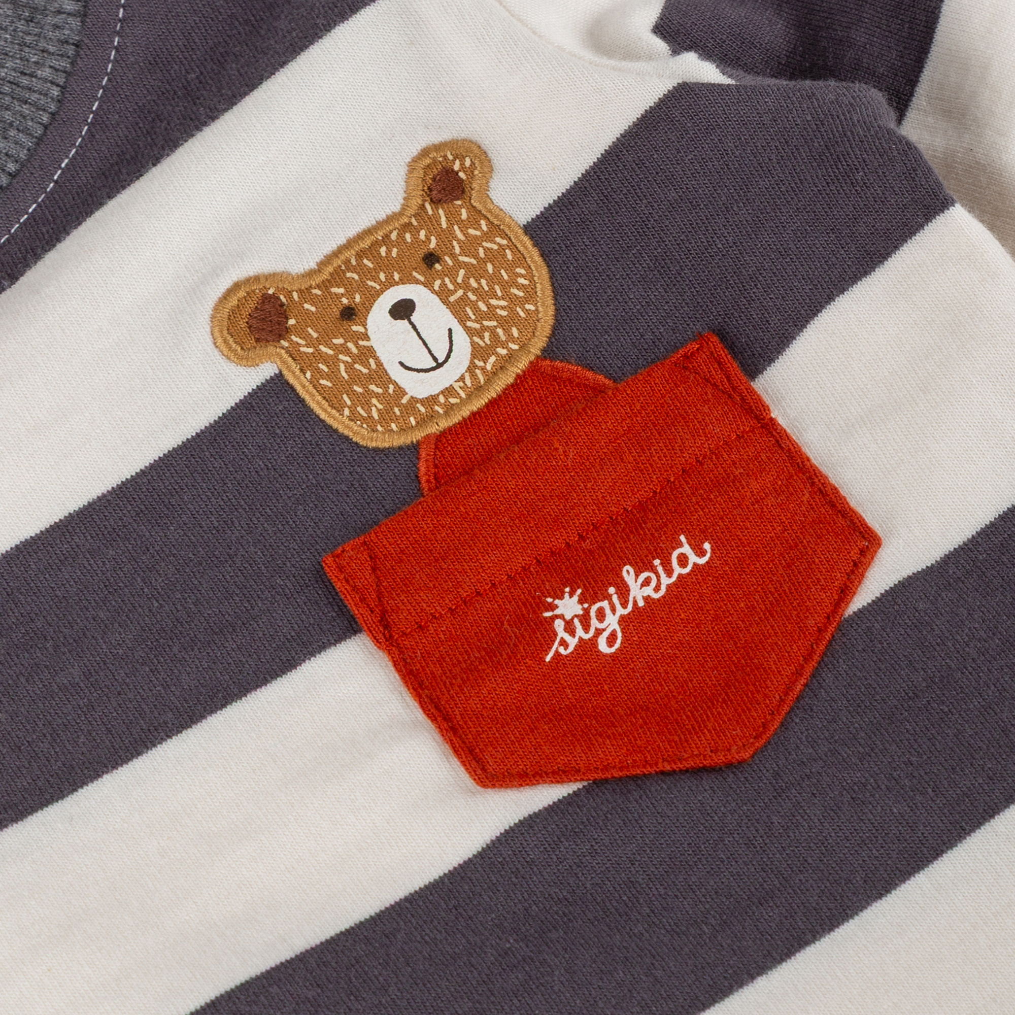 Baby Langarmshirt Winterbär, weiß/dunkelgrau gestreift
