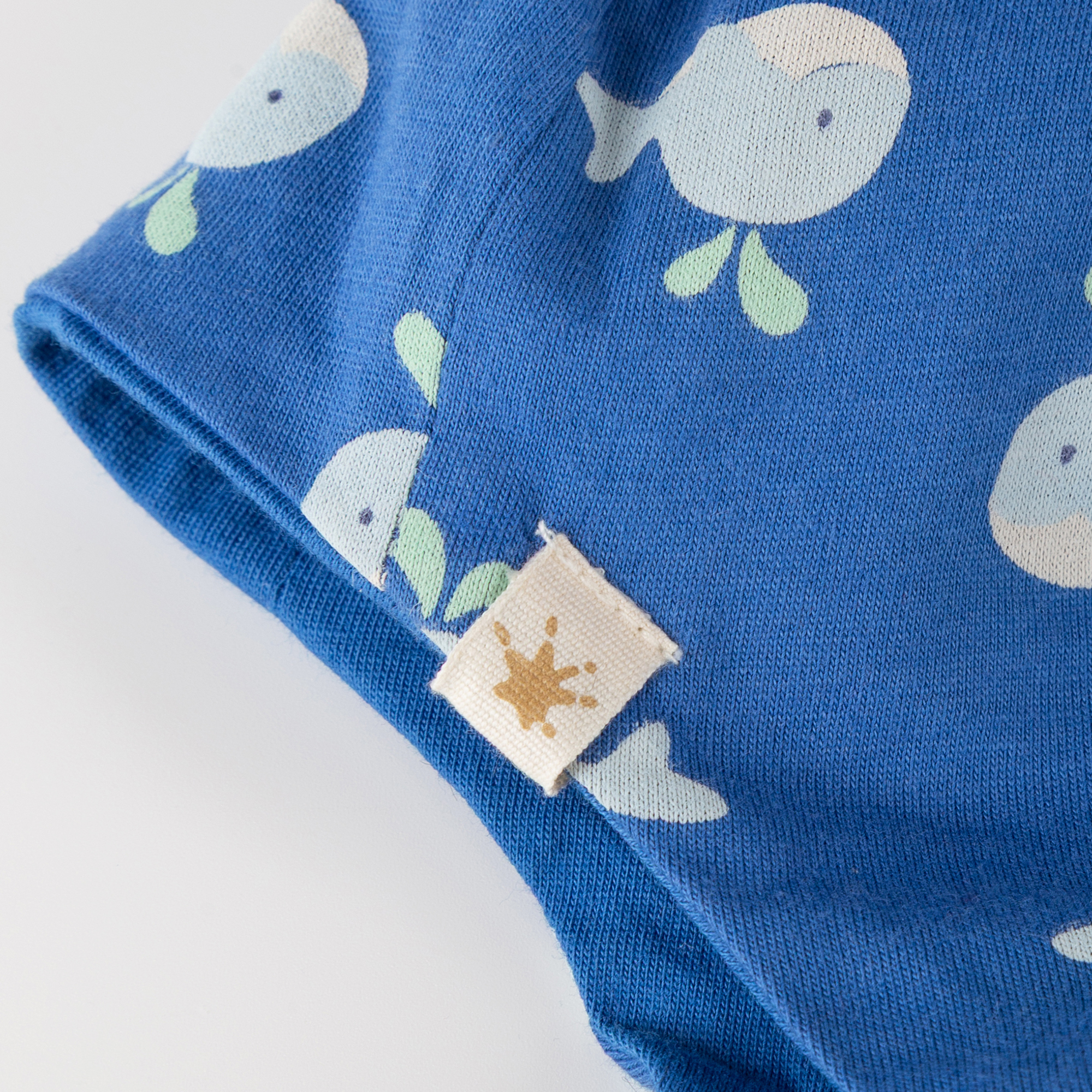 Newborn baby hat with ties, whale print, lined