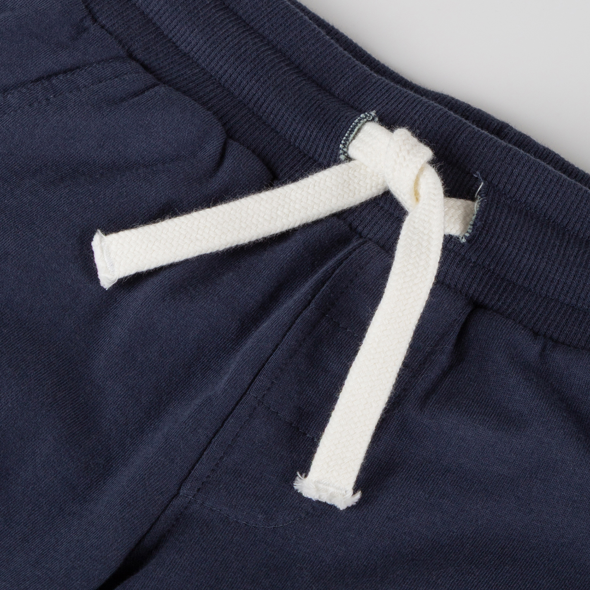 Leichte Kindershorts mit vielen Taschen, Happy Holiday