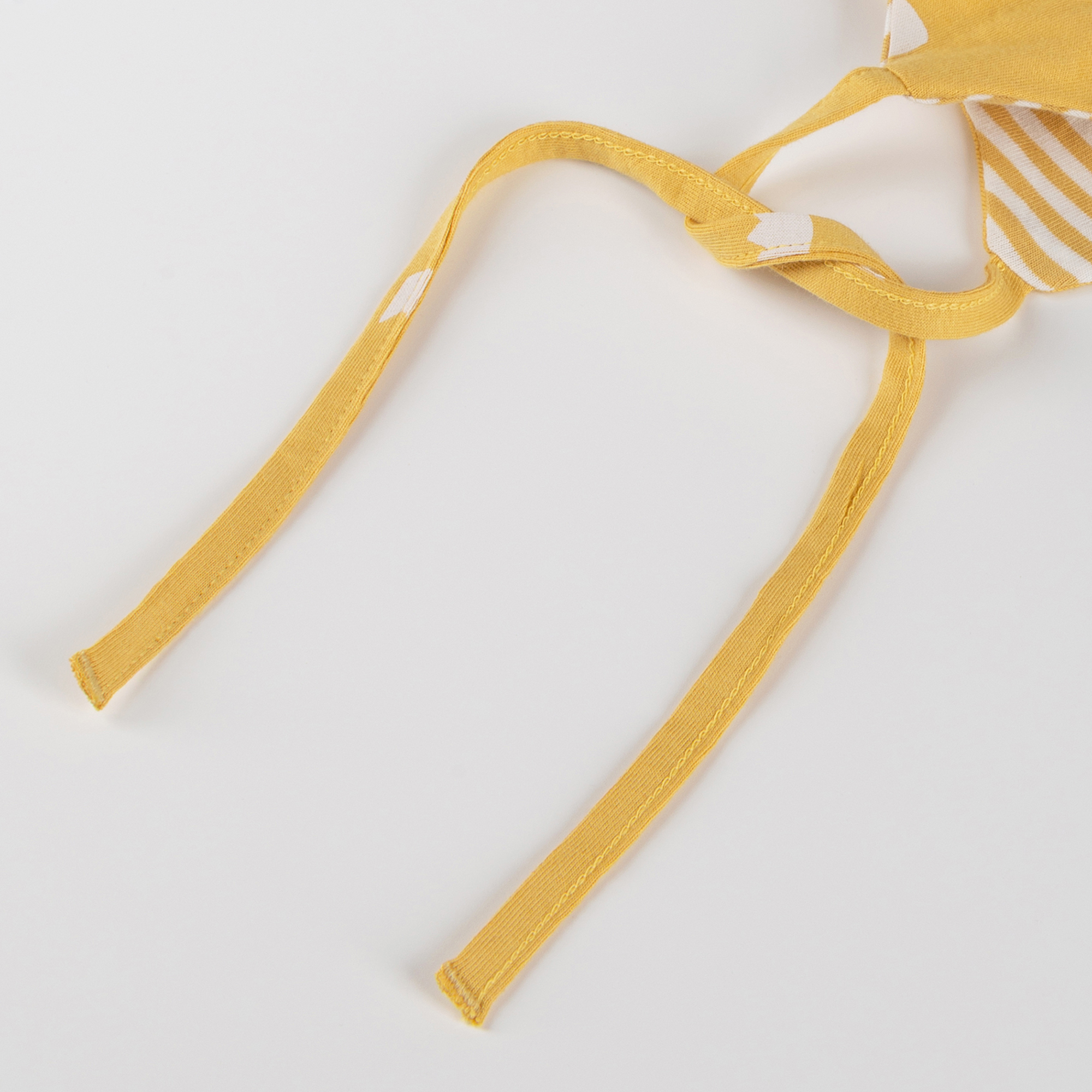 Newborn baby hat with ties, yellow