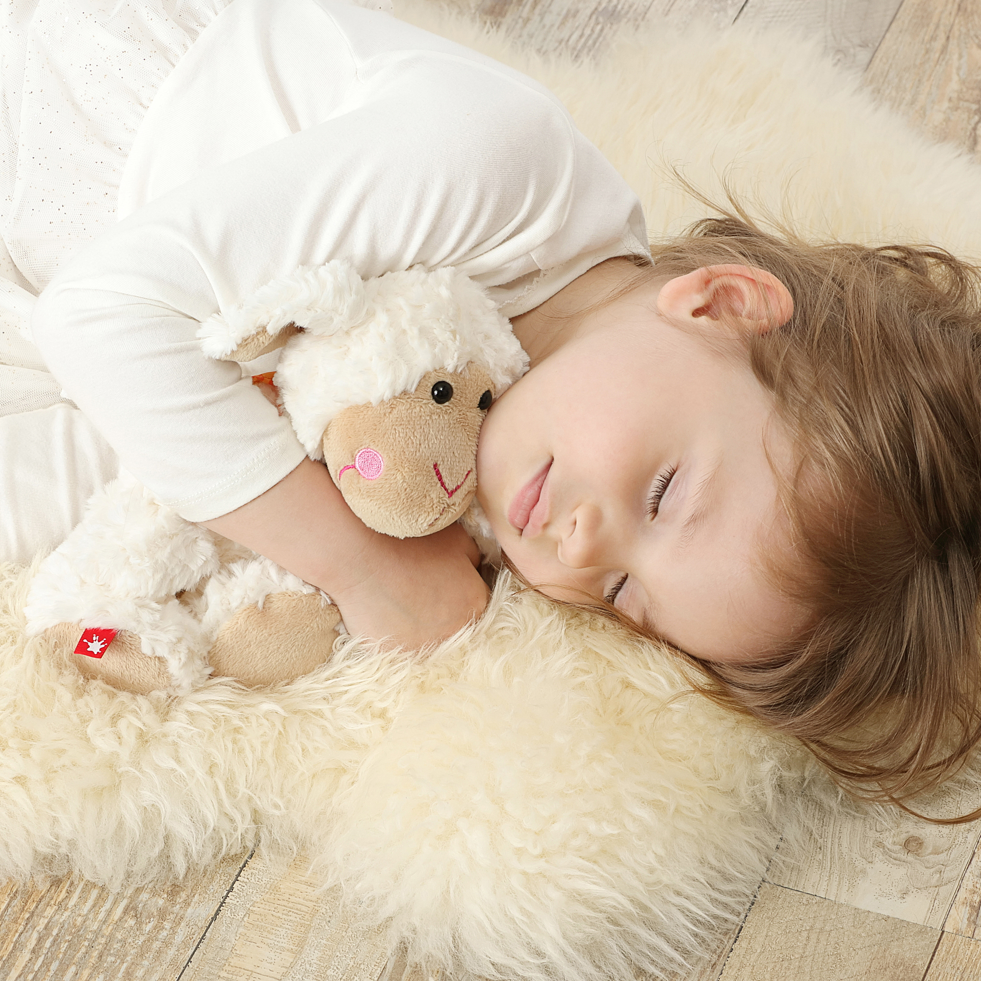 Plüschtier Schaf Emmala medium Plüschtier Schaf Emmala medium