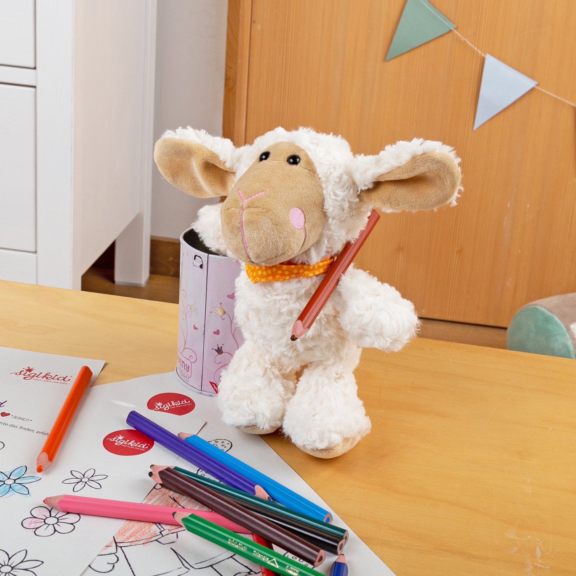 Plüschtier Schaf Emmala medium Plüschtier Schaf Emmala medium