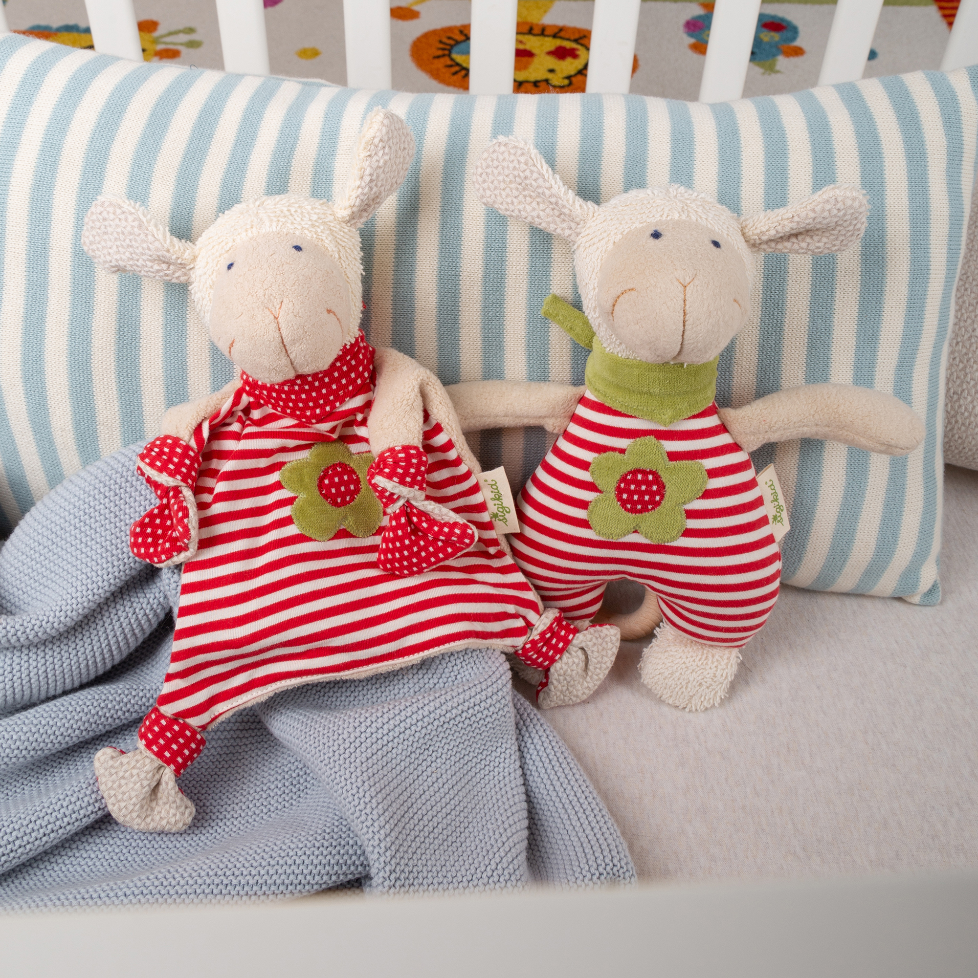 Musical soft toy sheep, organic