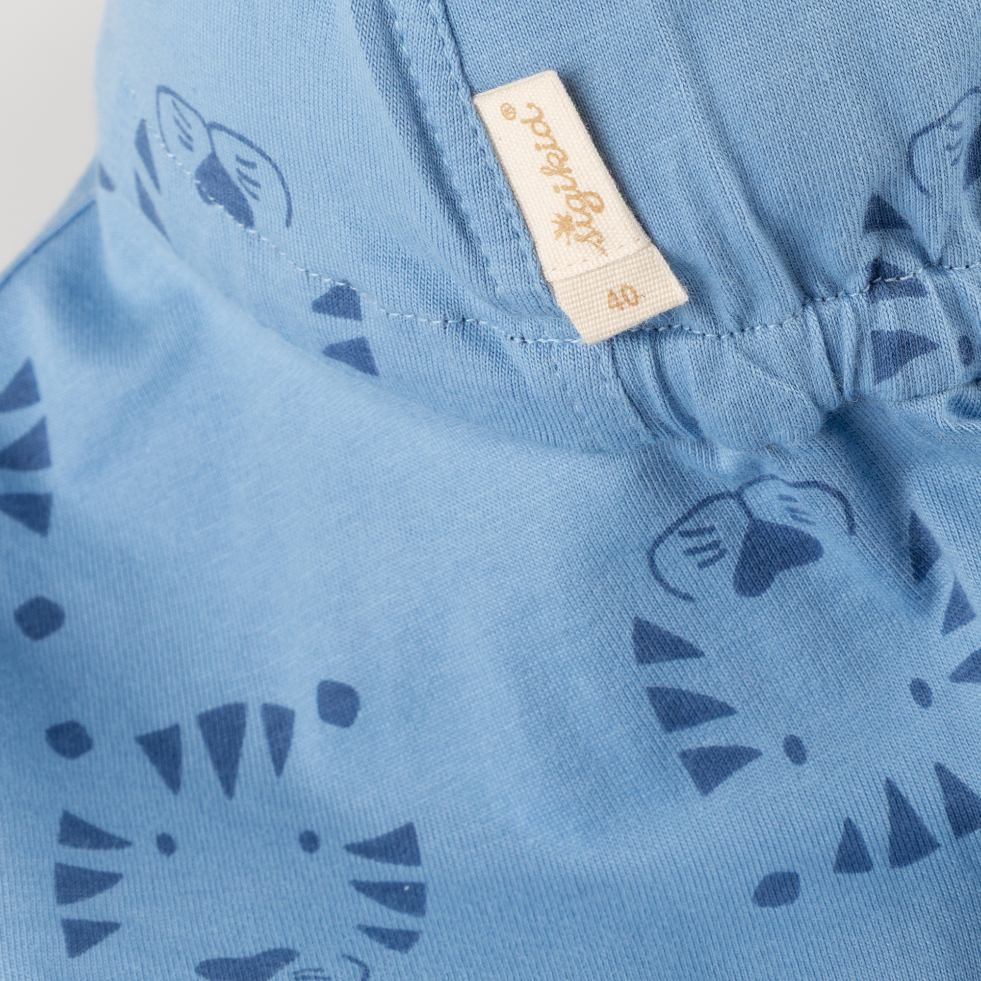 Peaked neck-flap baby sun hat Tiger & Lion, light blue