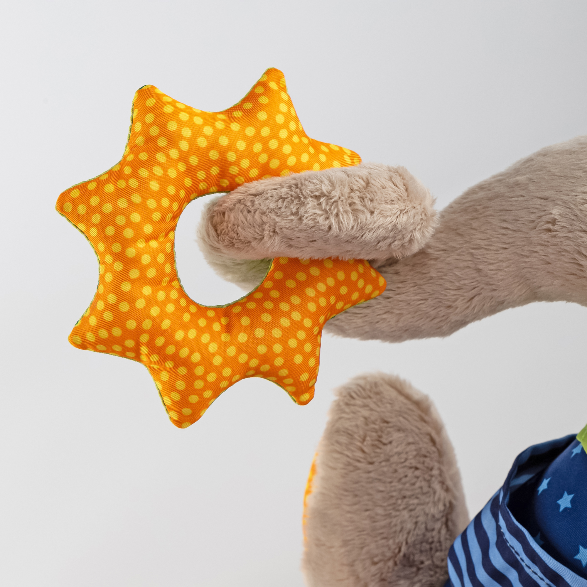 Baby Spiel-Elefant mit Funktion Baby Spiel-Elefant mit Funktion