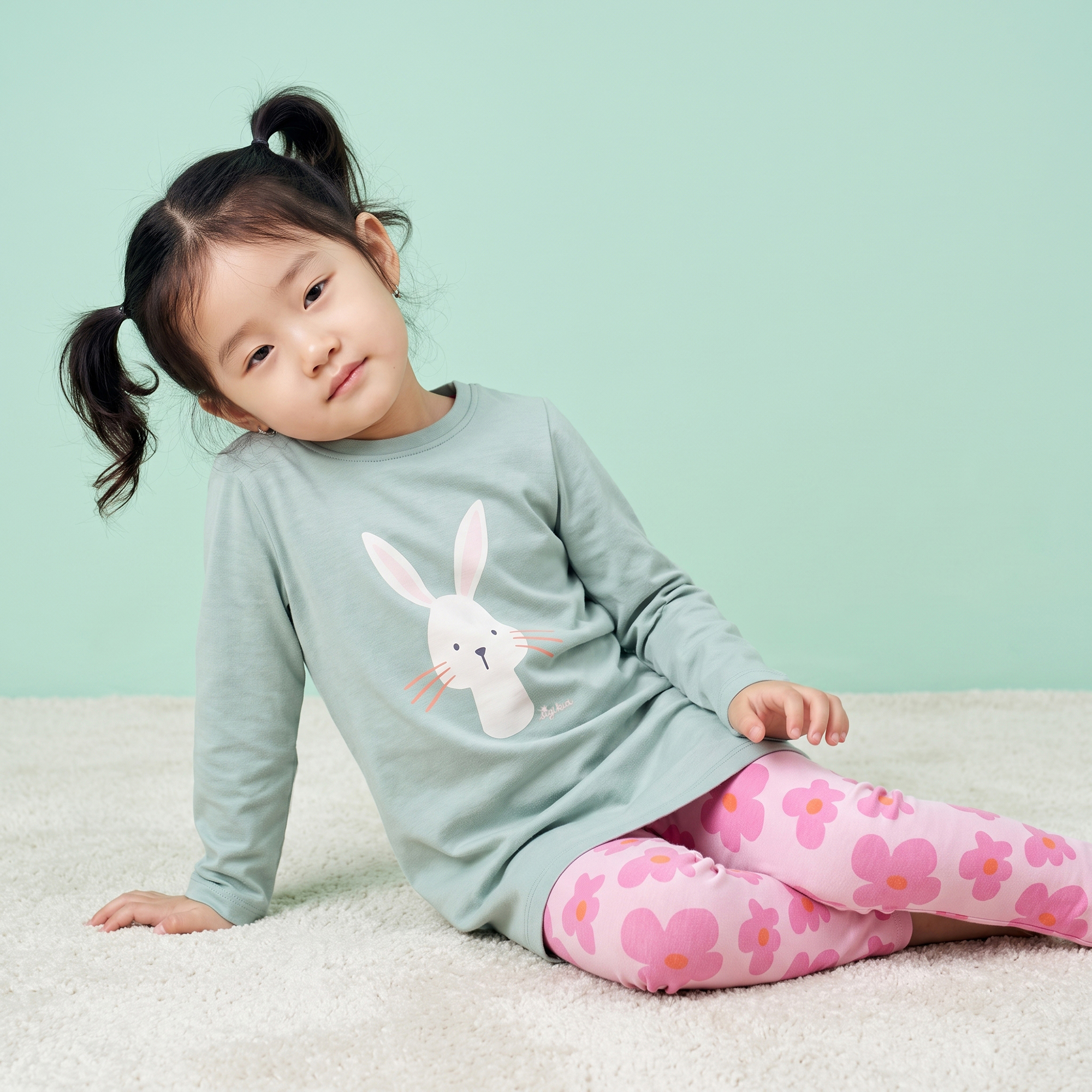 Kinder Pyjama lang, Hase
