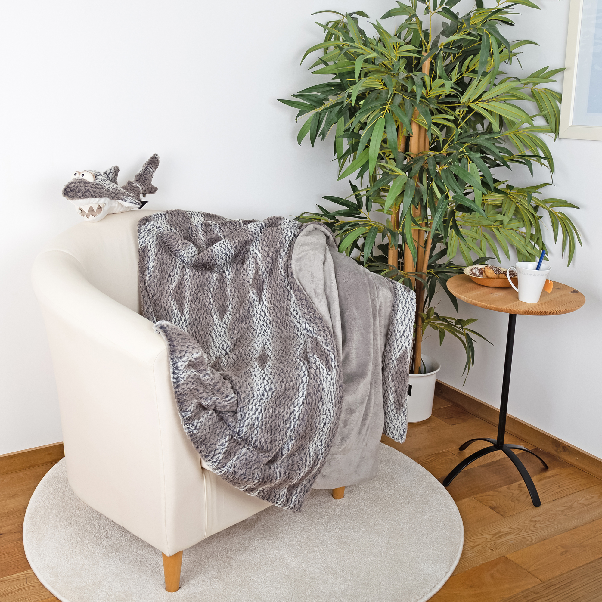 Design plush throw blanket grey/beige, velour backing