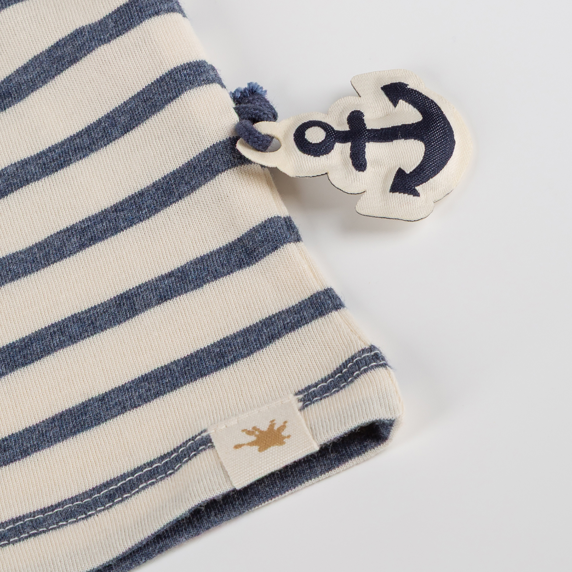 Baby Ringel T-Shirt Bär im Segelboot, blau-weiß