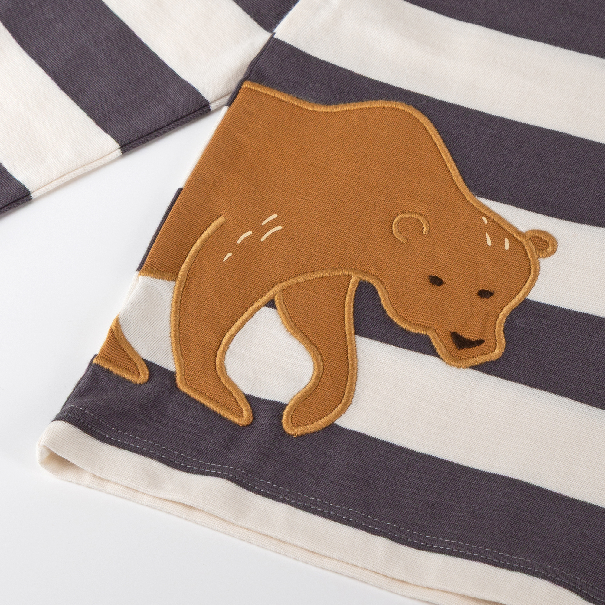 Kinder Langarm Kapuzenshirt Winterbär, gestreift
