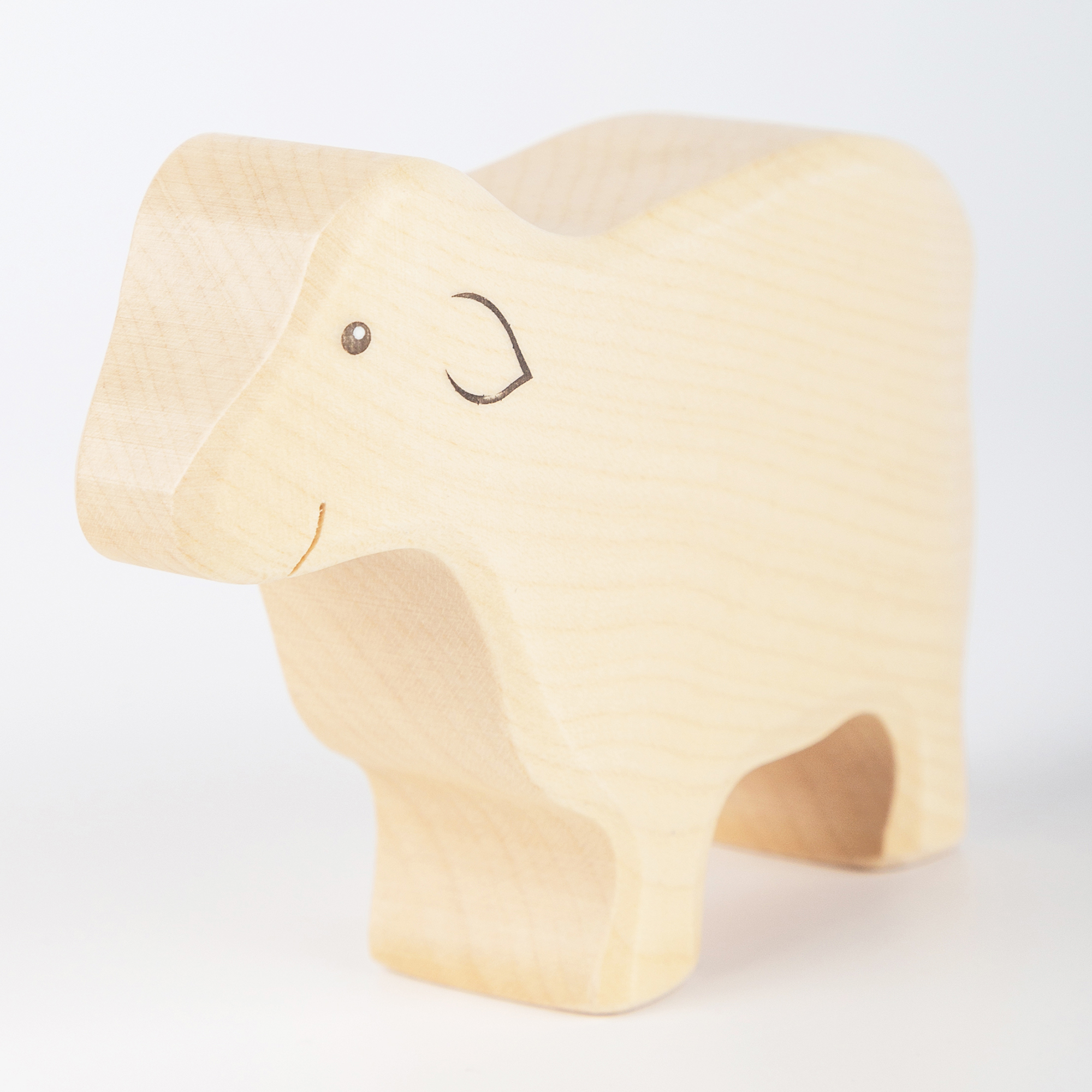 Wooden toy set of 7 farm animals Wooden toy set of 7 farm animals