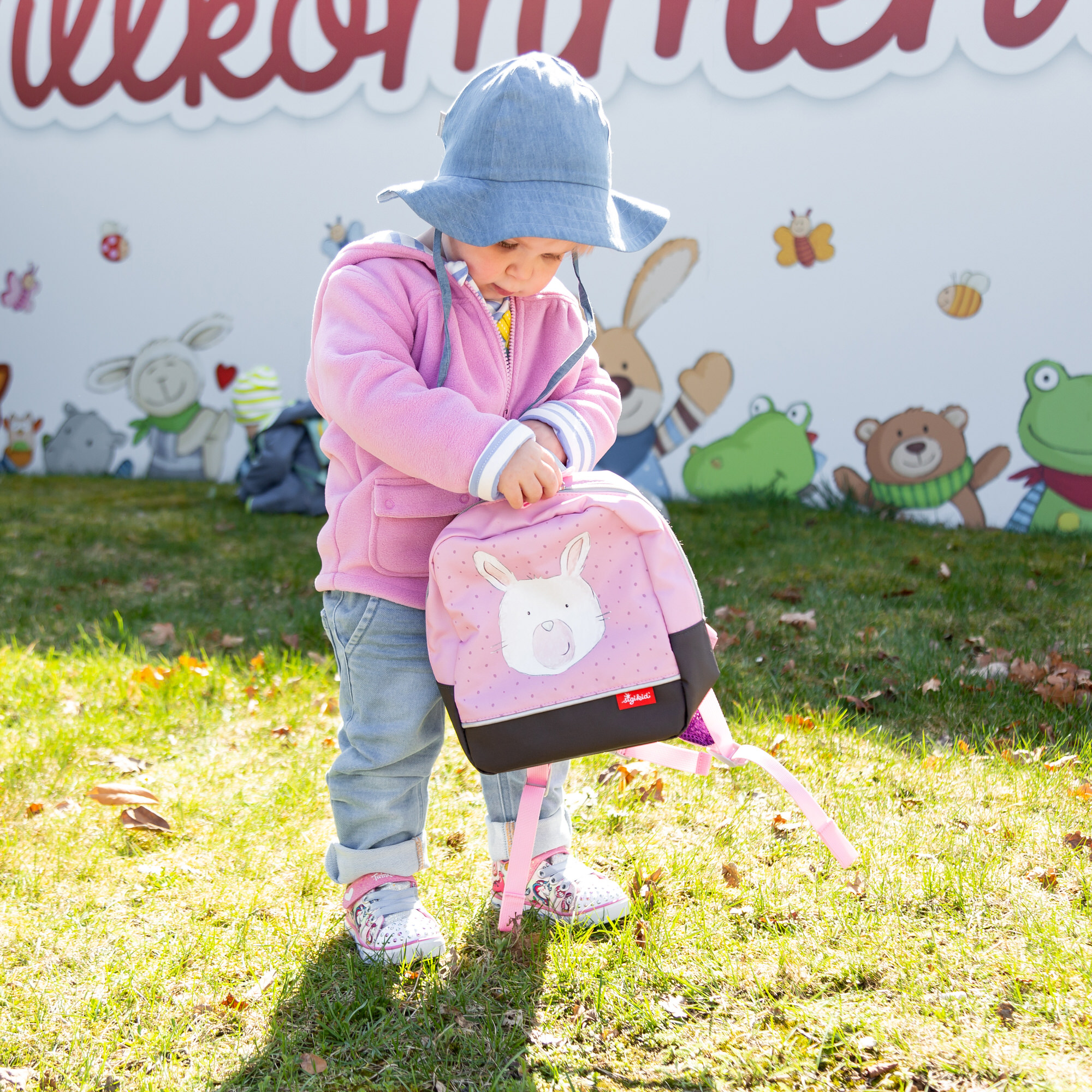 Babyjeans zum Krempeln mit heller Waschung Babyjeans zum Krempeln mit heller Waschung