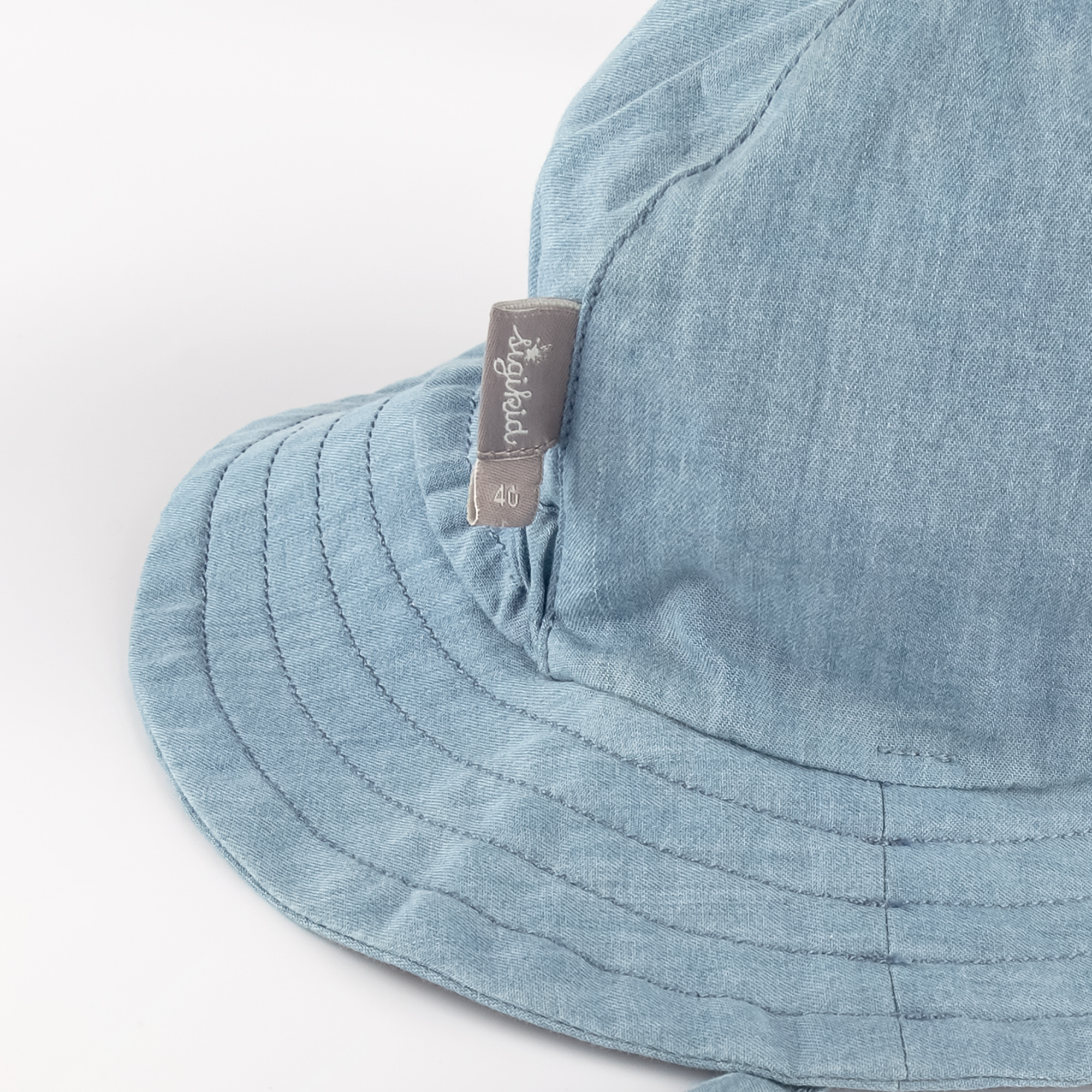Brimmed baby sun hat with ties, light blue Brimmed baby sun hat with ties, light blue