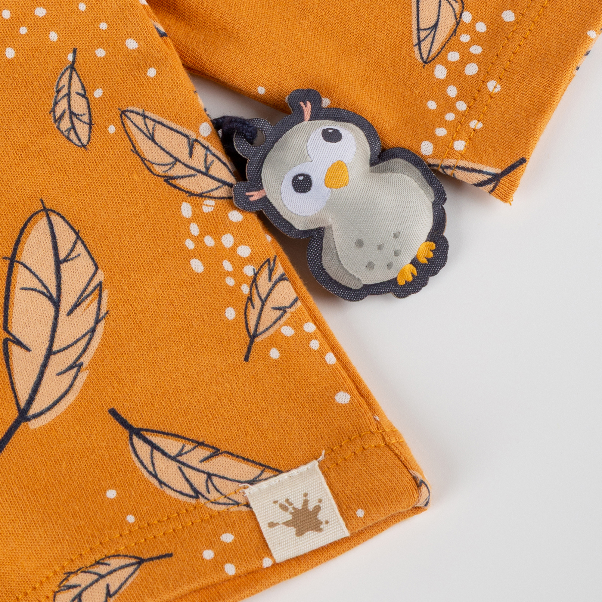 Baby Langarmshirt Eule Curious Owl, gelb mit Federprint