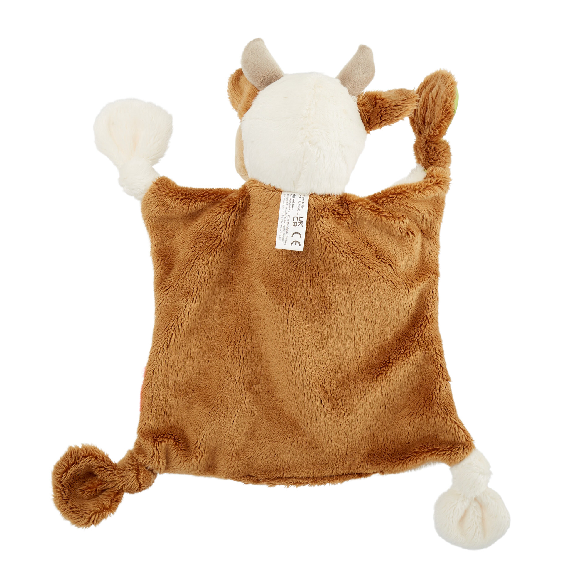 Plush comforter cow, Characters