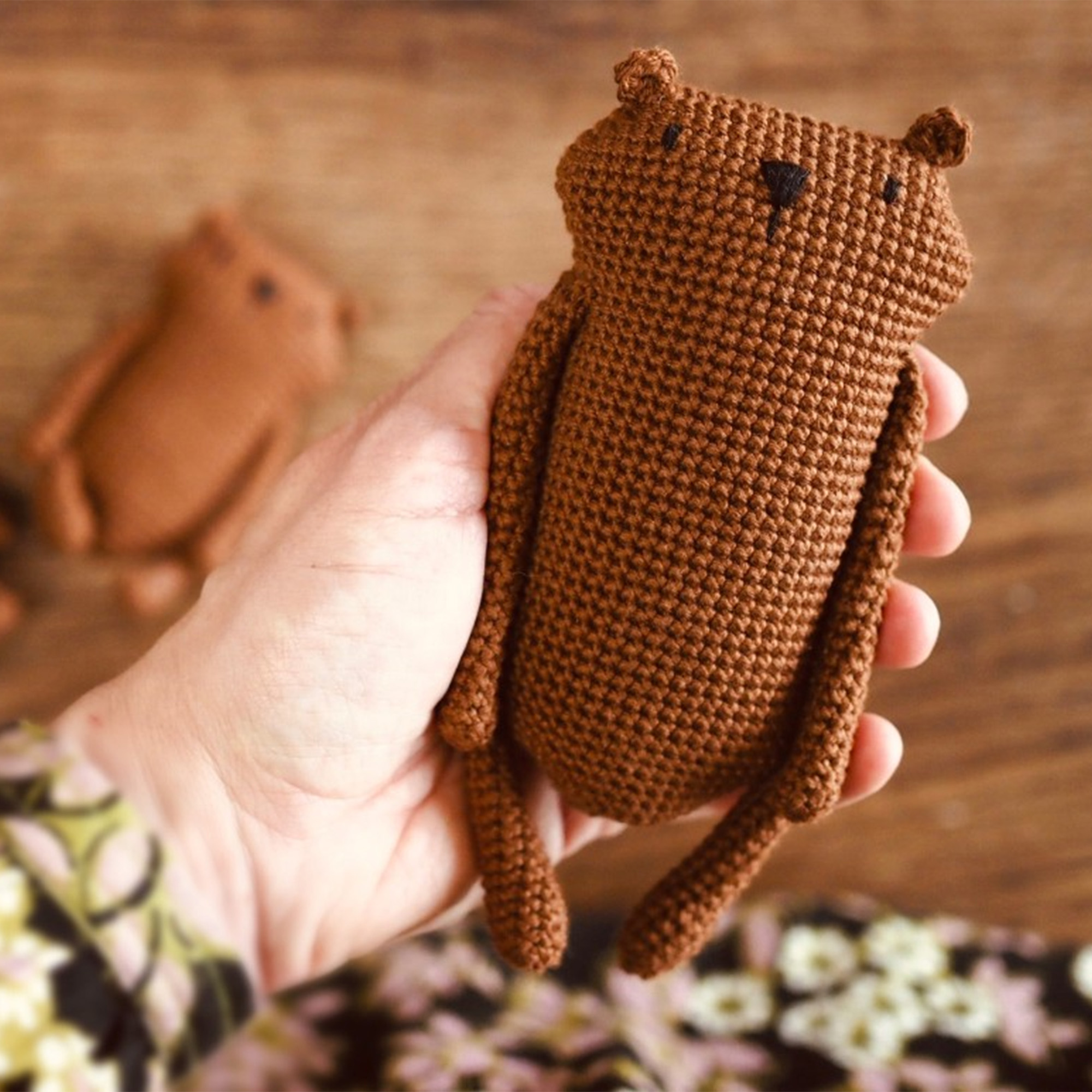 Amigurumi crochet pattern beaverbear Mister O'Lui Amigurumi crochet pattern beaverbear Mister O'Lui