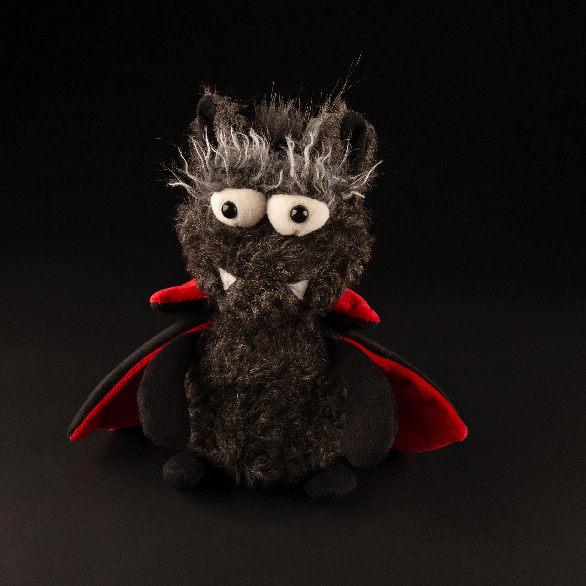 VORBESTELLUNG! Wird vor Halloween ausgeliefert Kuschel Vampir Mister Bisss, Beasts Town