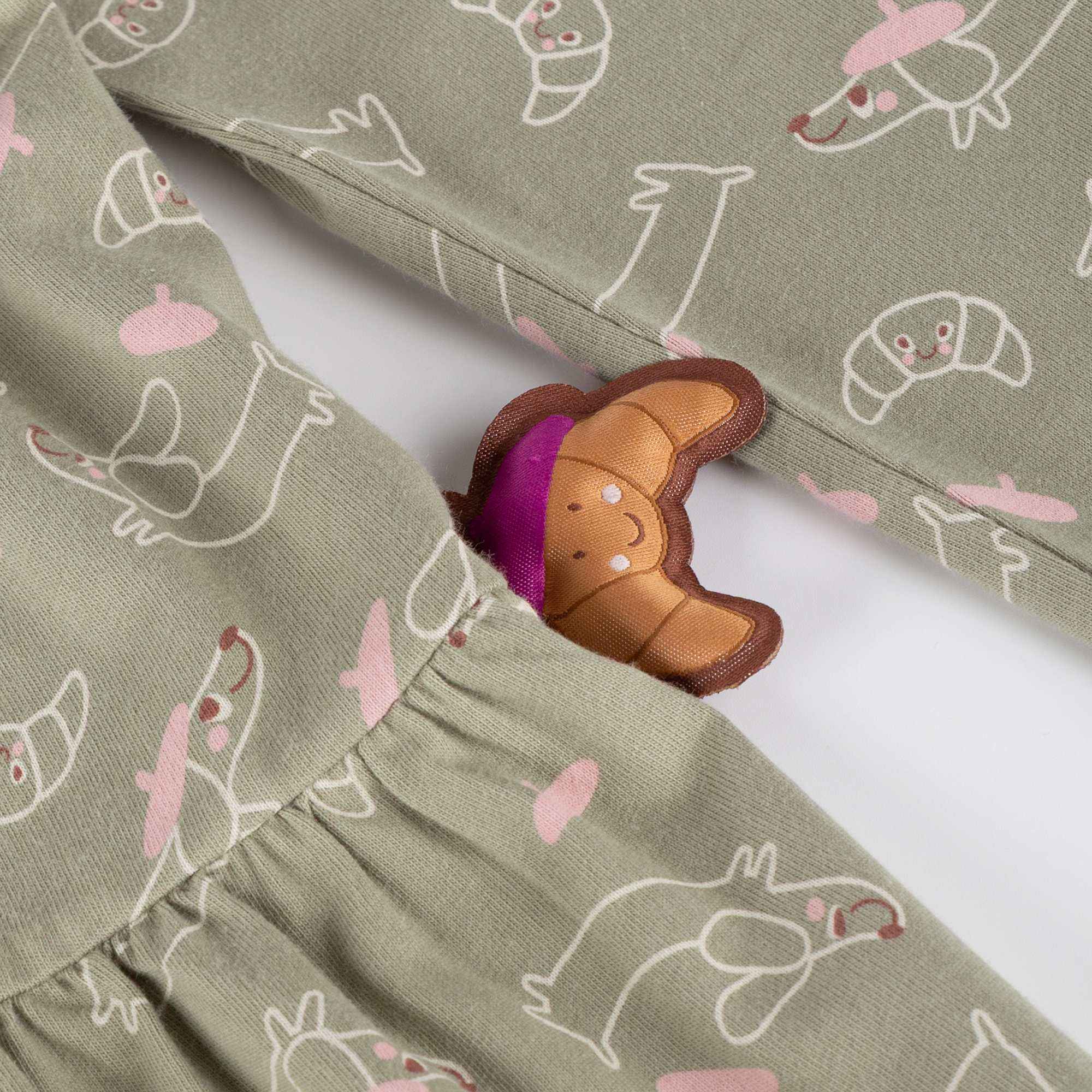 Langärmeliges Stufenkleid, Alloverprint Petit Croissant