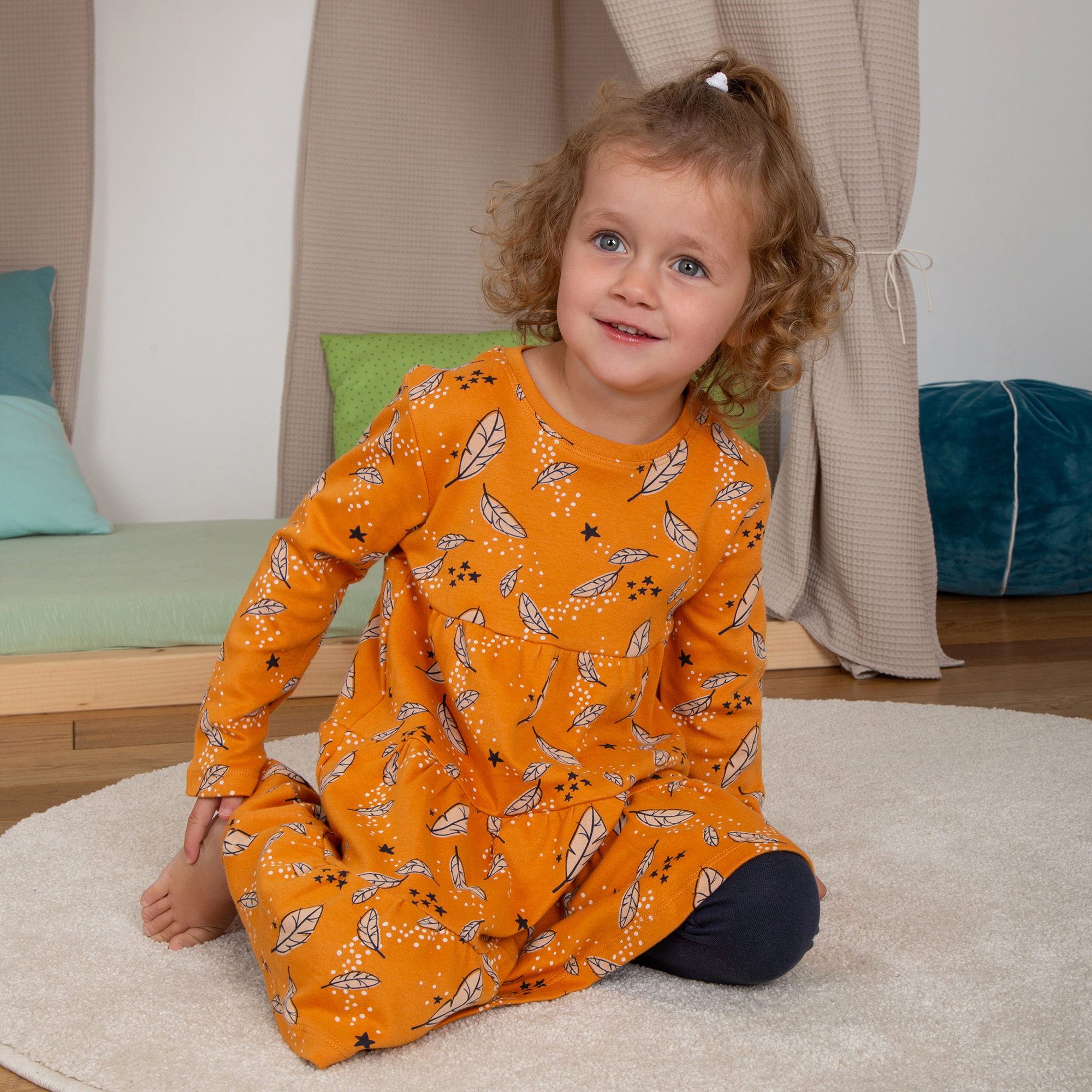 Tiered long sleeve dress Magic Owl, feather print