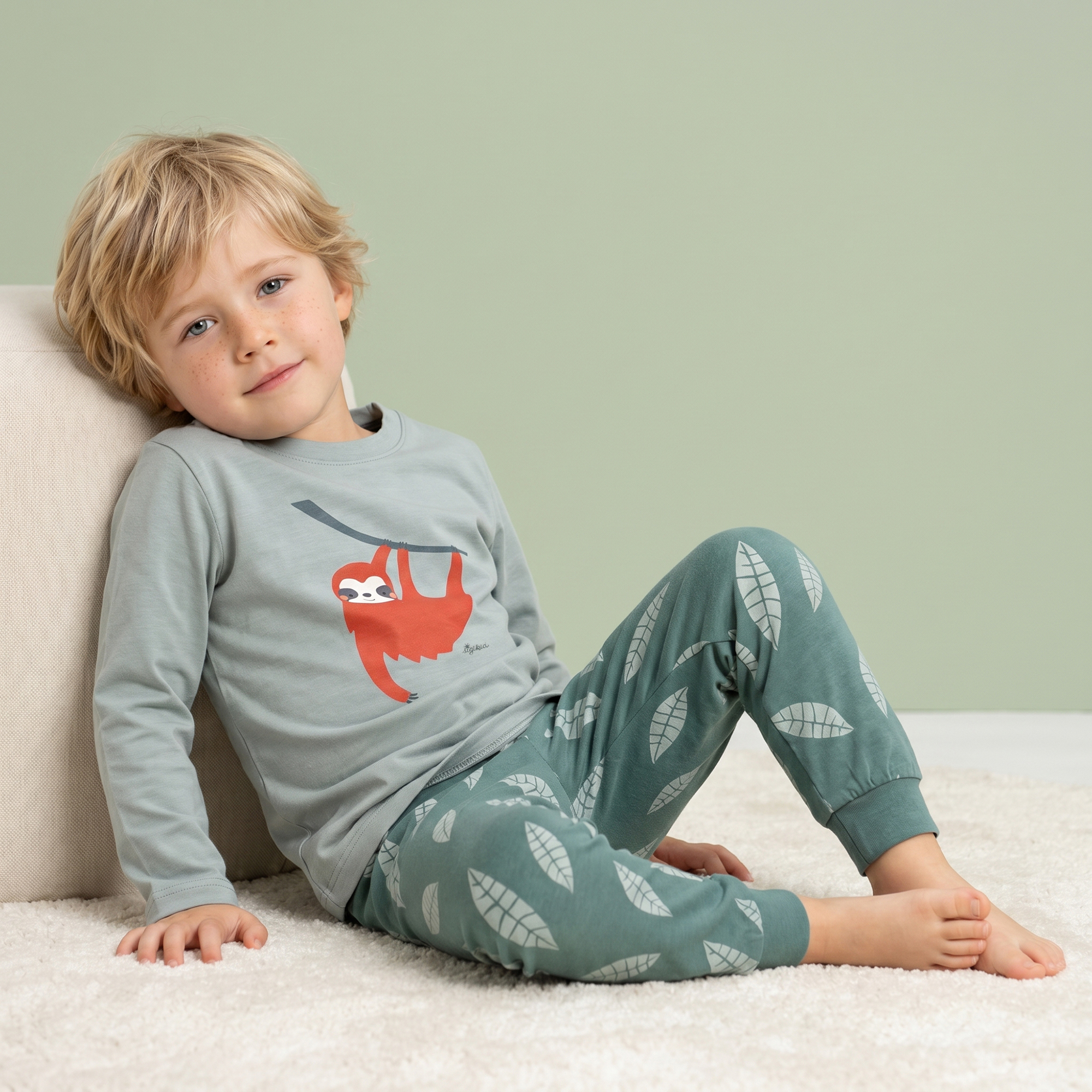 Children's long-sleeved pajamas sloth