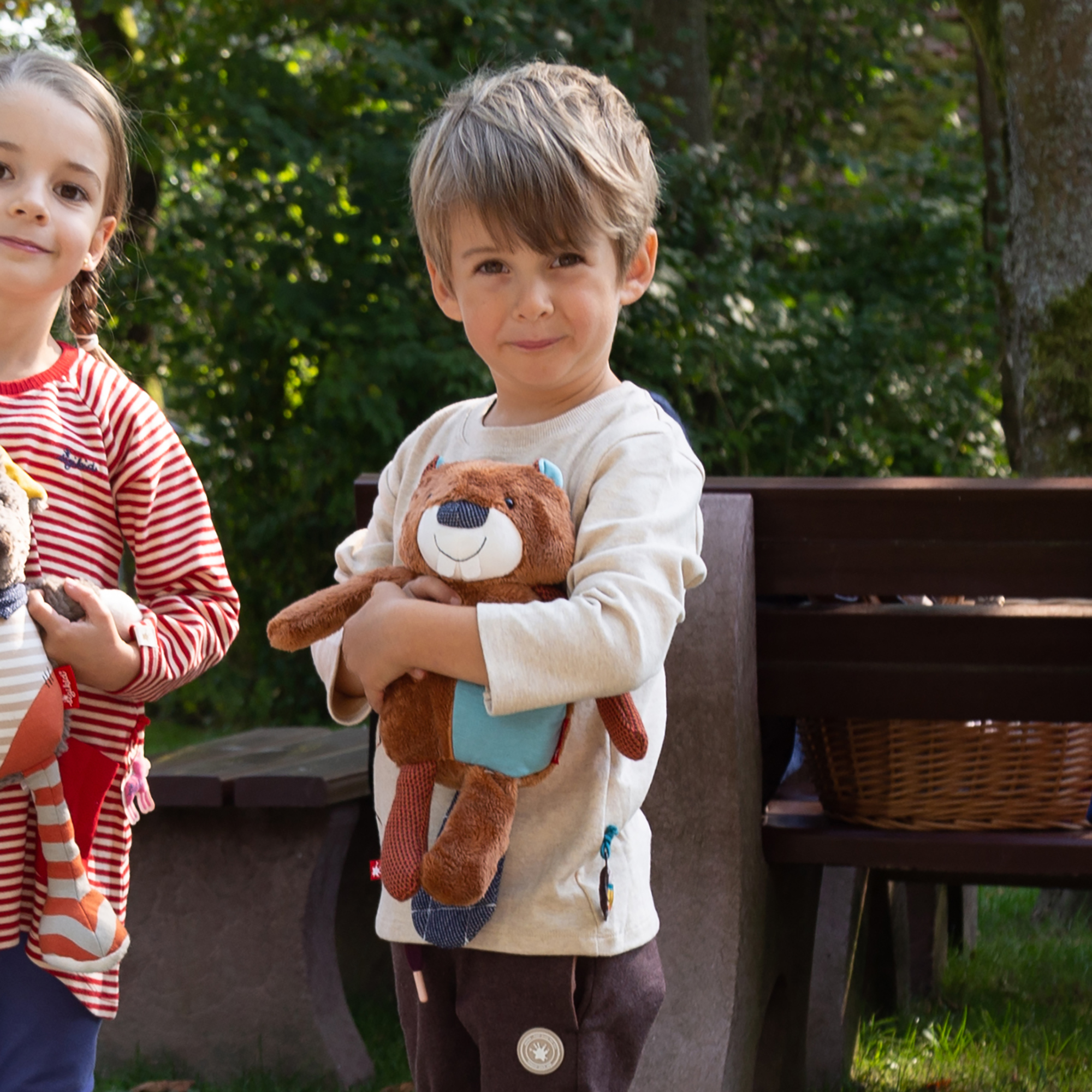 Plush beaver with belly pocket, Patchwork Sweety