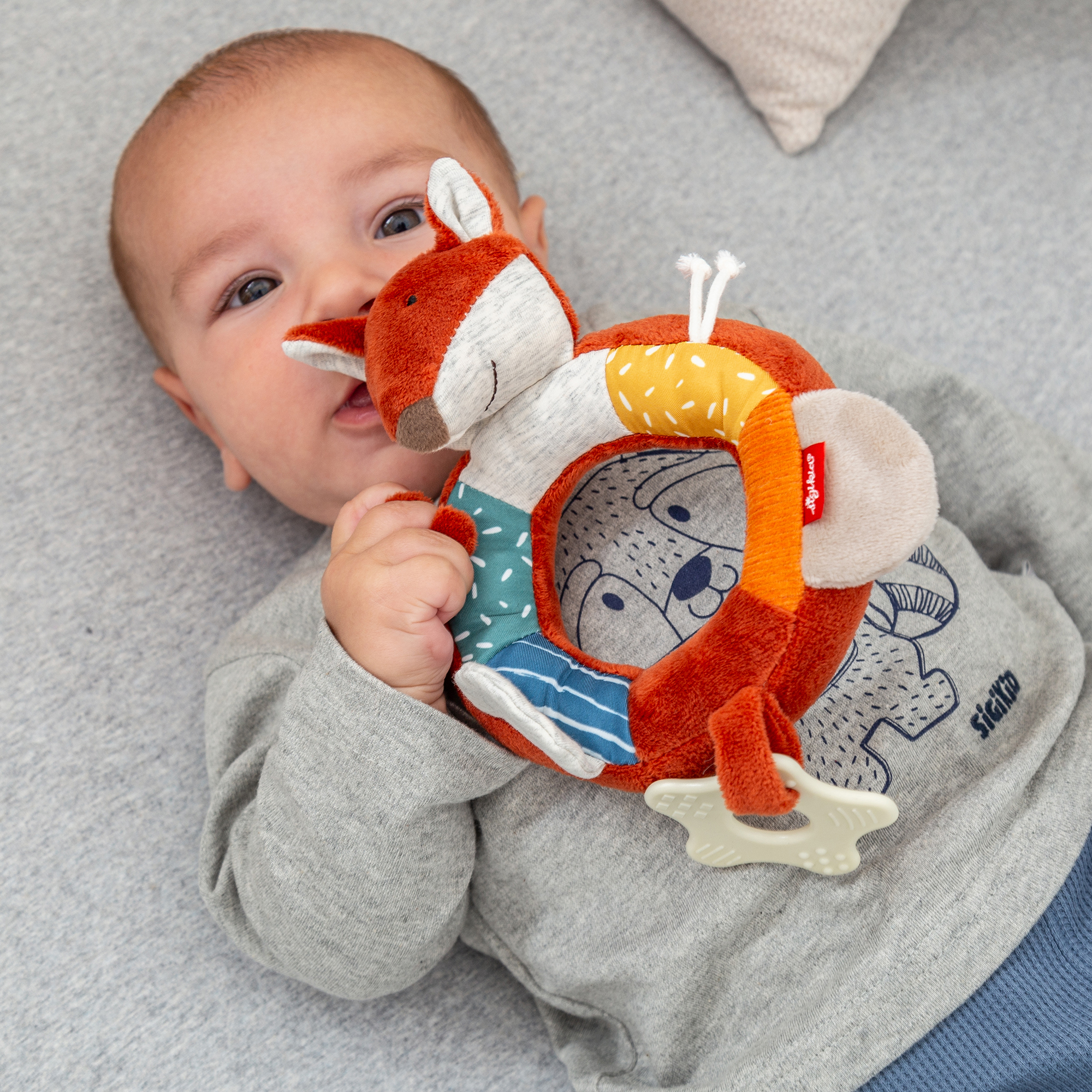 Baby soft rattle grasp toy ring fox, teether Baby soft rattle grasp toy ring fox, teether