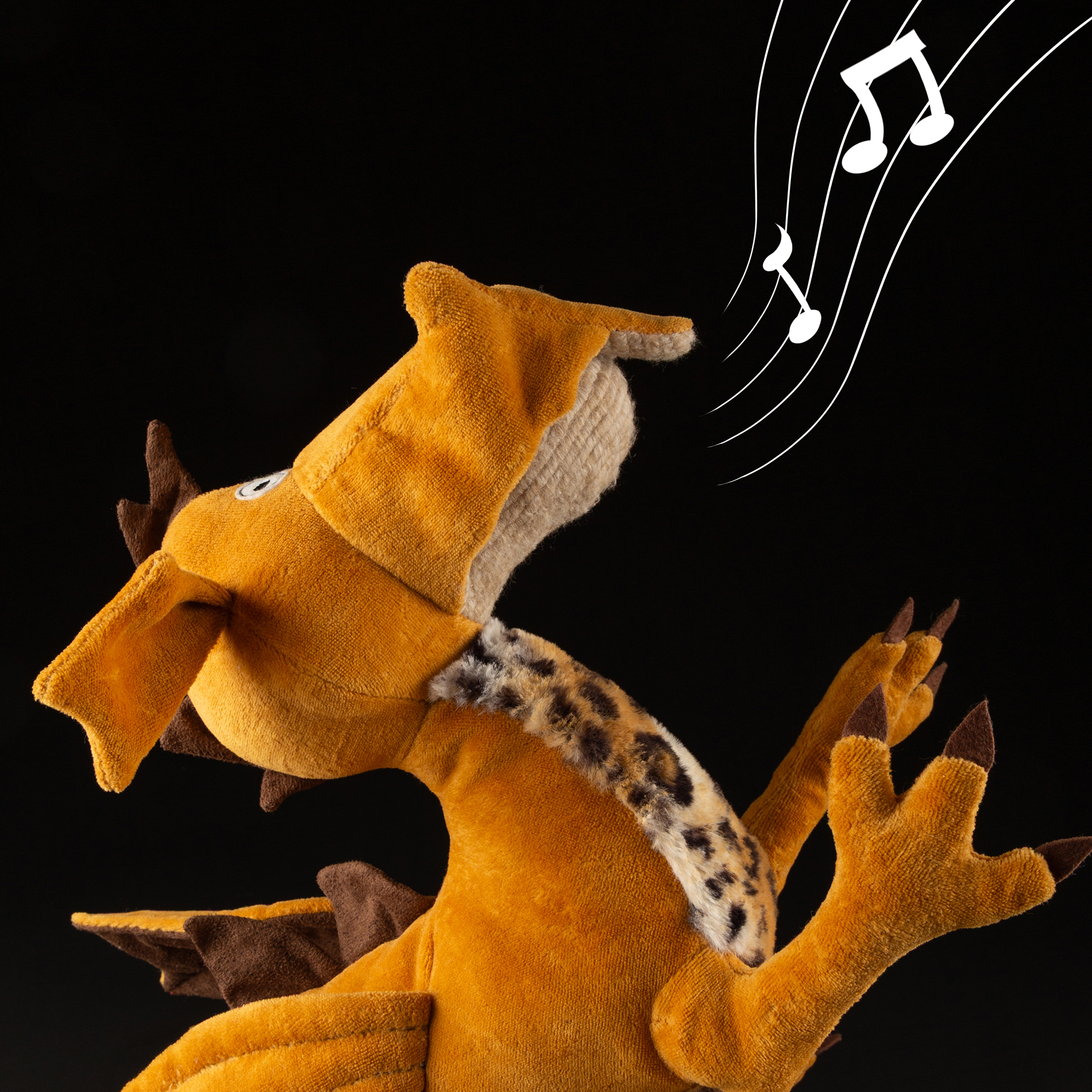 Kuscheltier Drache Fafner Bayreuther Festspiele 2025, Beasts