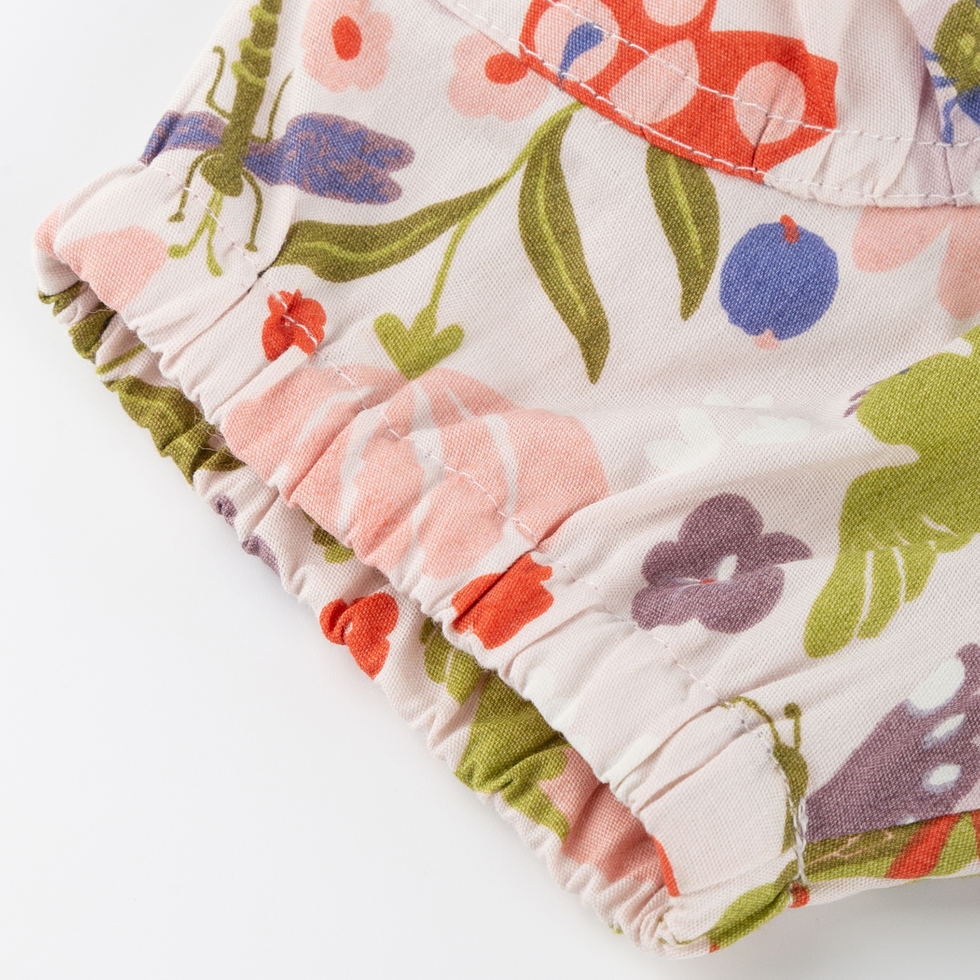 Batiste baby shorts flower meadow, Happy Ladybug Batiste baby shorts flower meadow, Happy Ladybug