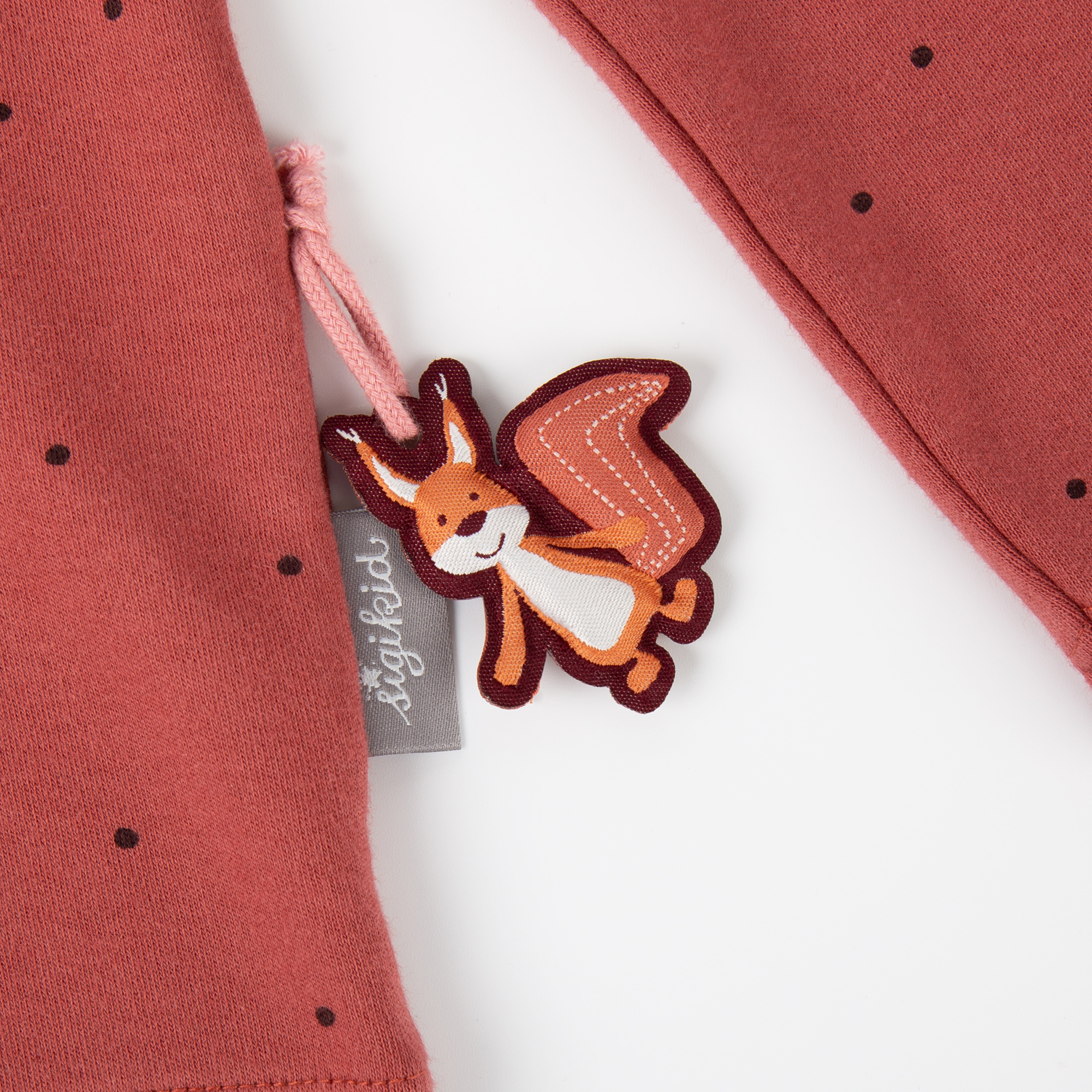 Kinder Langarmshirt mit Eichhörnchen Motiv, rotbraun mit Pünktchen Kinder Langarmshirt mit Eichhörnchen Motiv, rotbraun mit Pünktchen