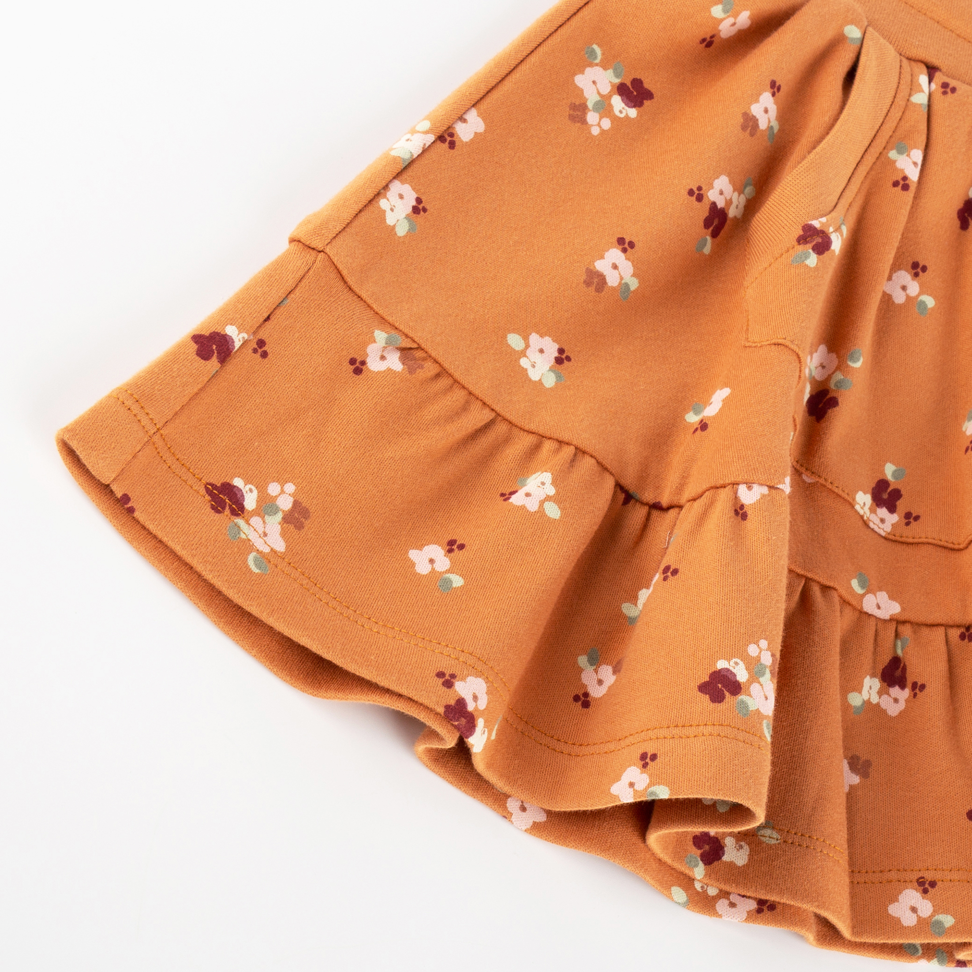 Flounce skirt with kangaroo pocket