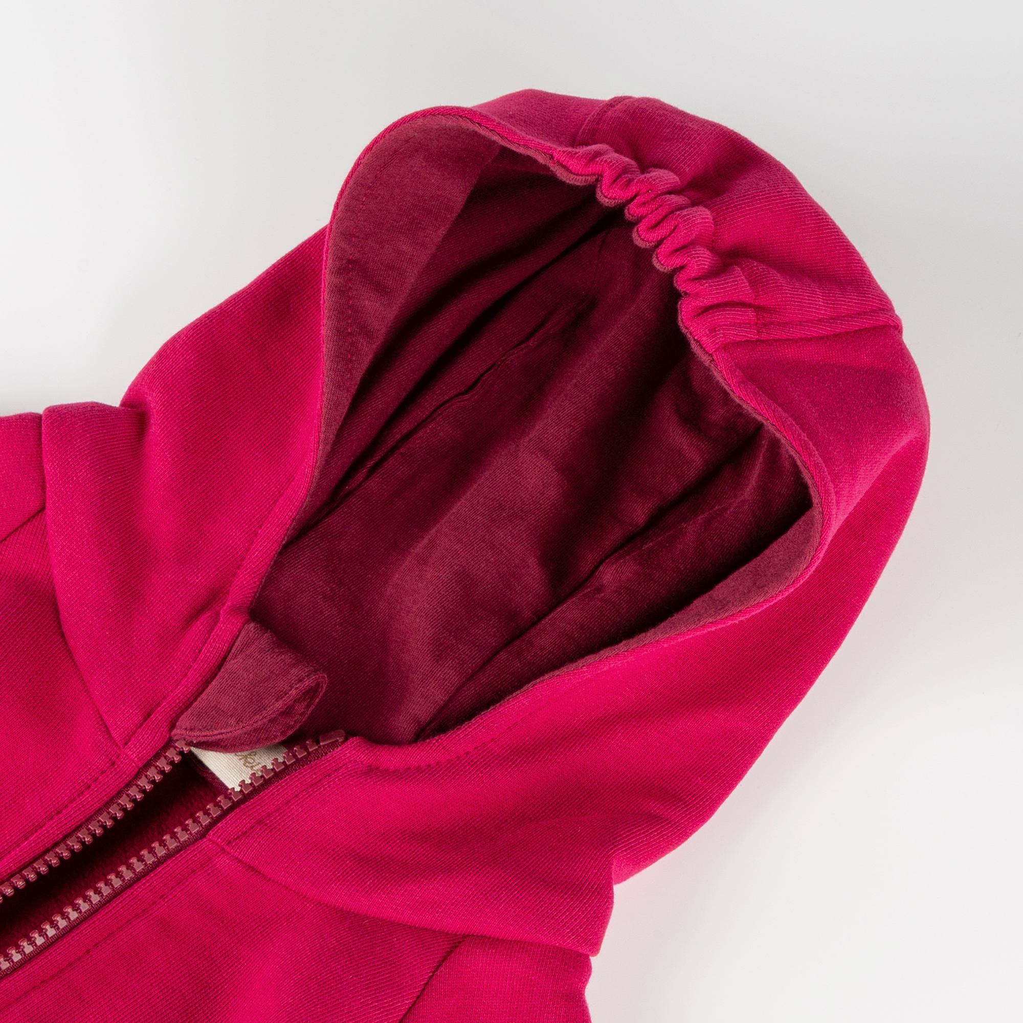 Children's hooded sweat jacket, heart embroidery on the back