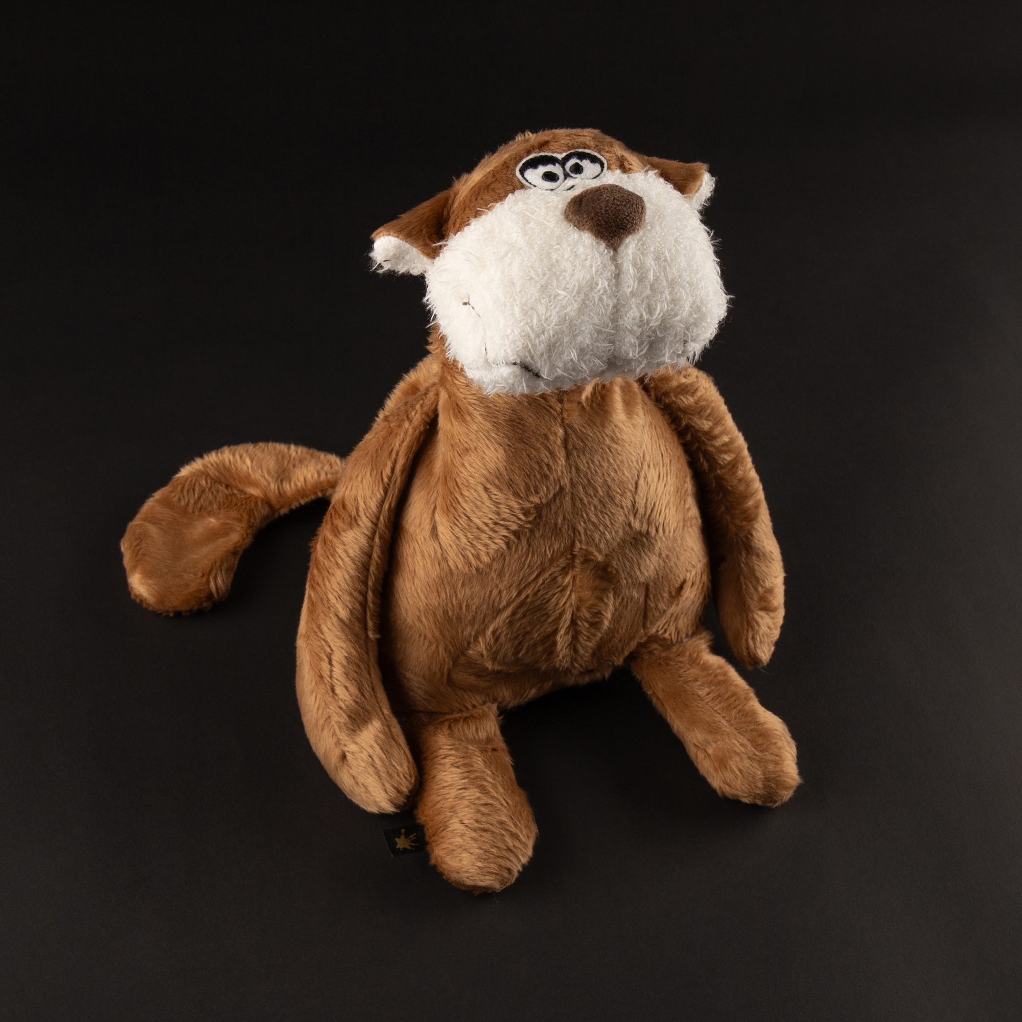 Plush cat Joe Lowkey, Beasts