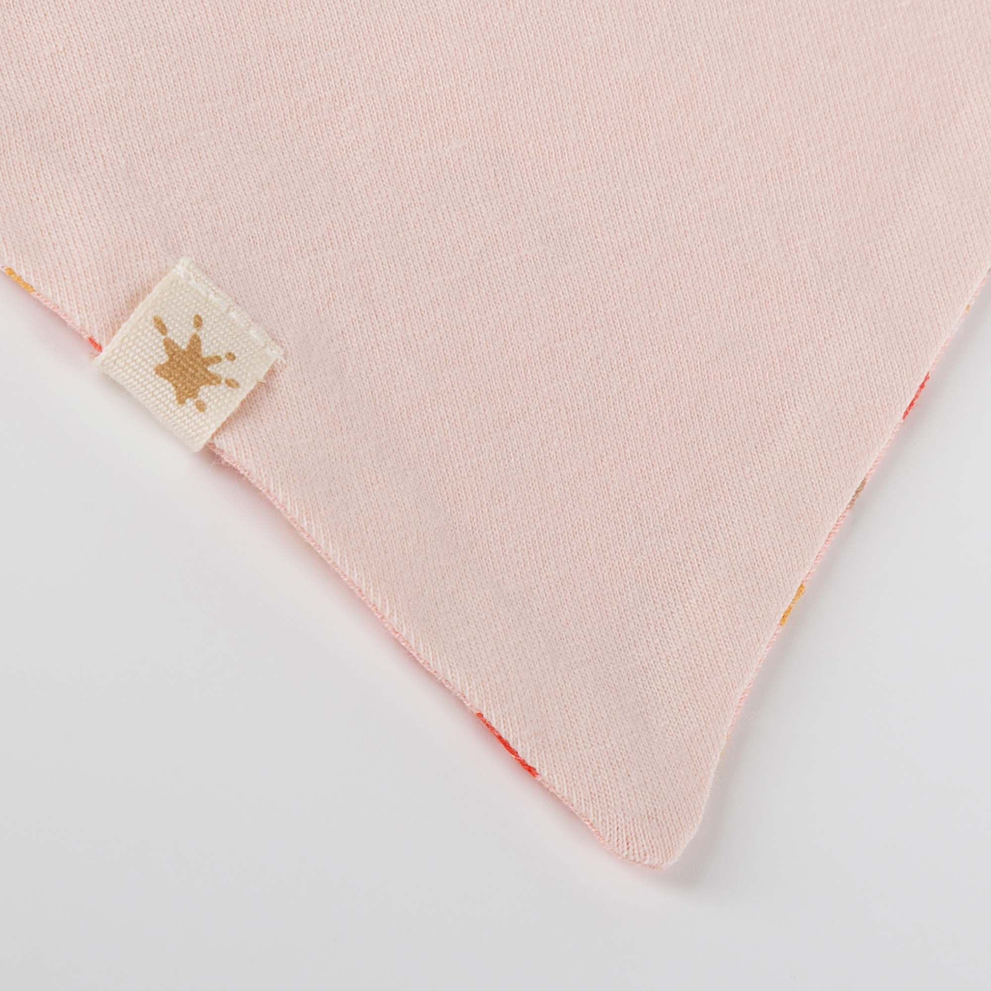 Newborn baby bandana bib, reversible, pink