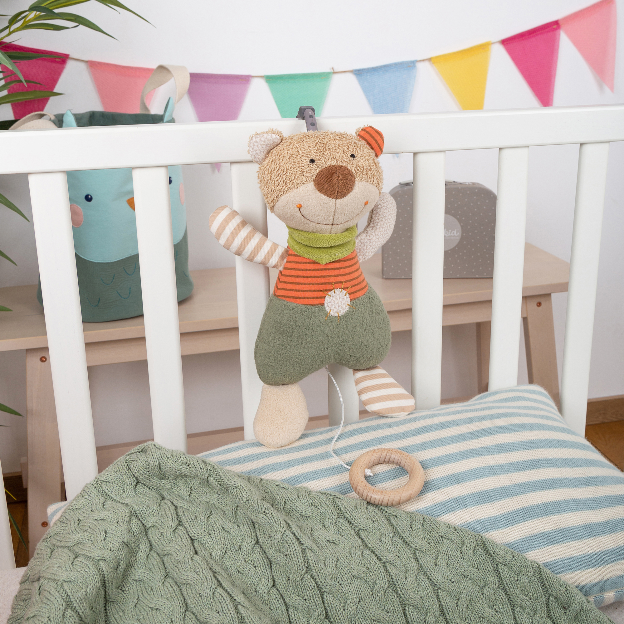 Musical soft toy bear, organic
