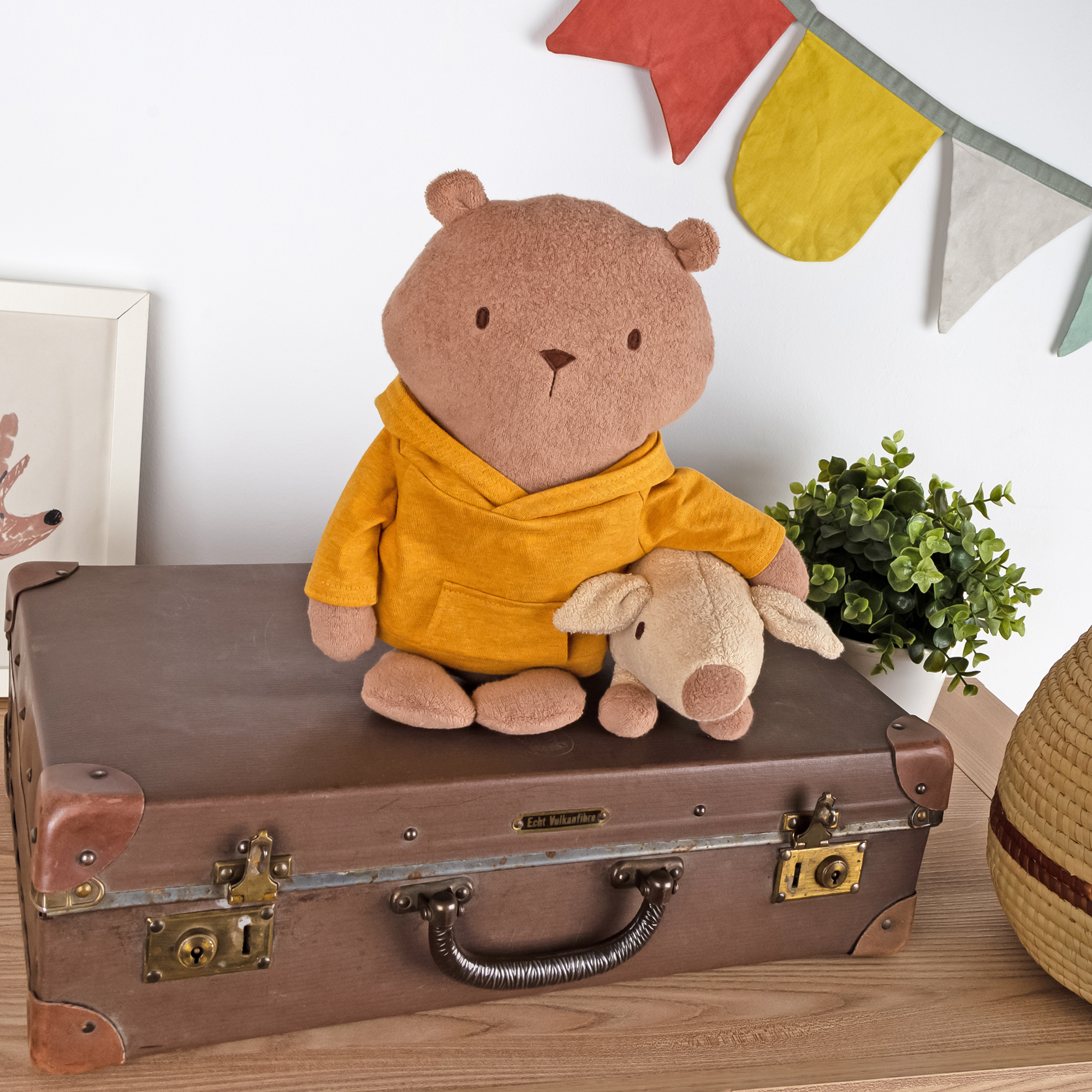 Large plush beaverbear Mister O'Lui, yellow hoody Large plush beaverbear Mister O'Lui, yellow hoody