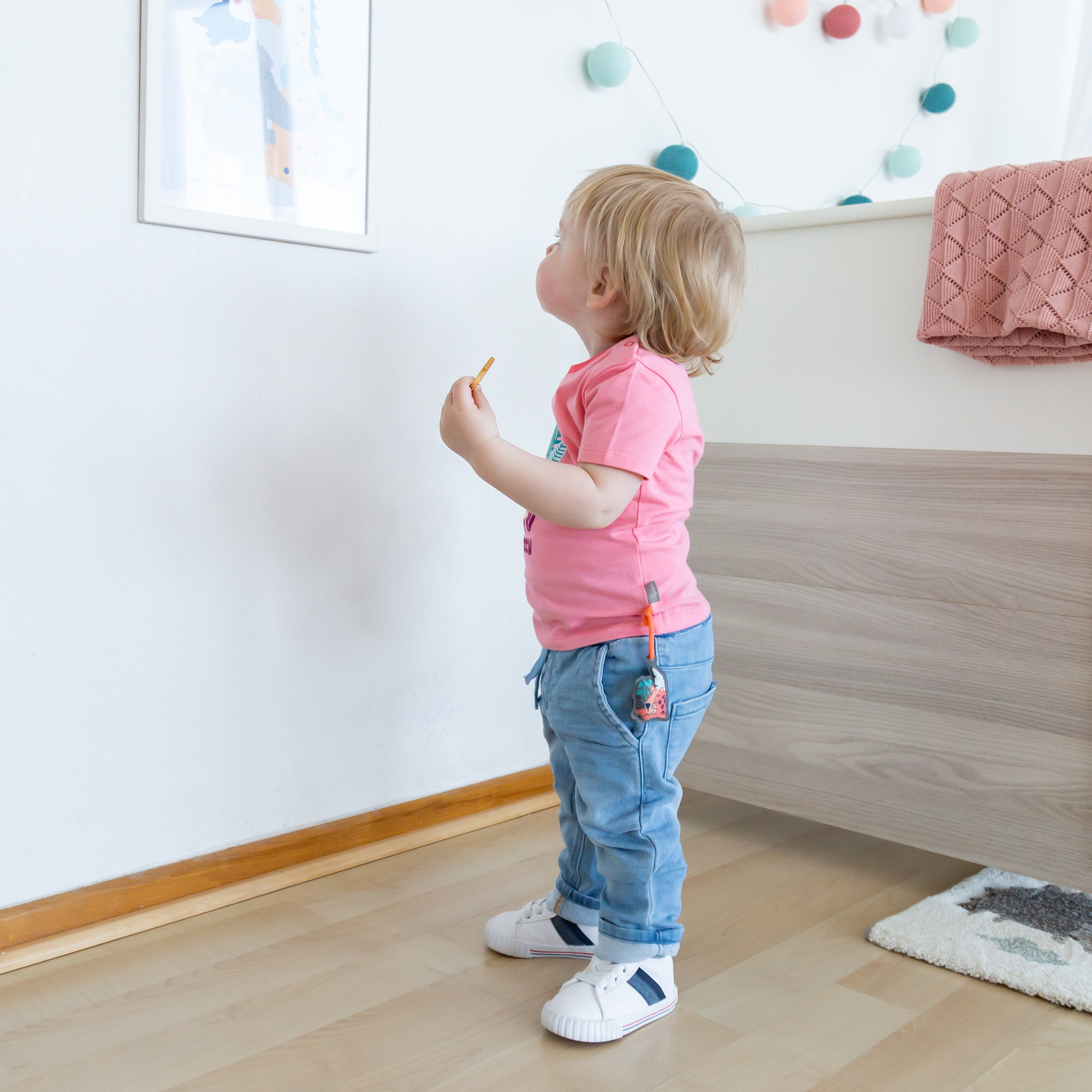Babyjeans zum Krempeln mit heller Waschung Babyjeans zum Krempeln mit heller Waschung