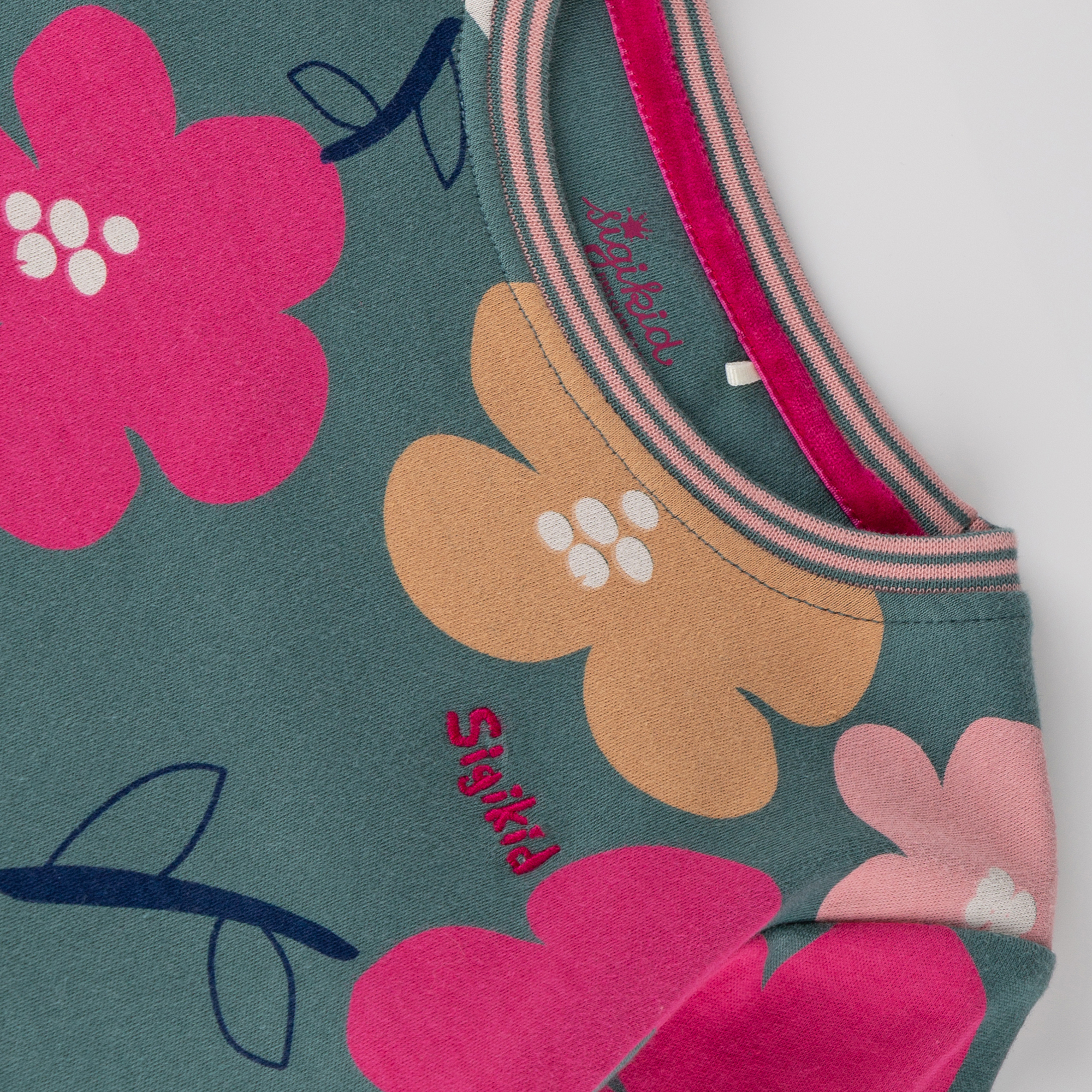 Kinder Langarmshirt Pony Love, grün mit Blumenprint
